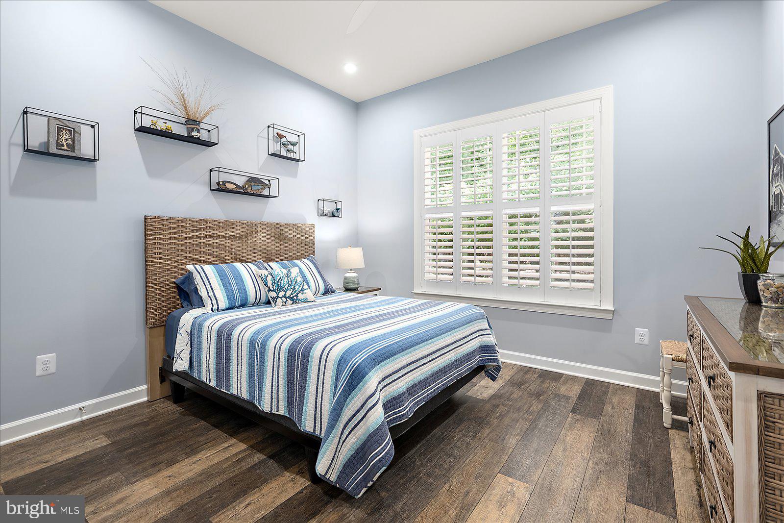 OCEAN VIEW BEACH CLUB - Residential