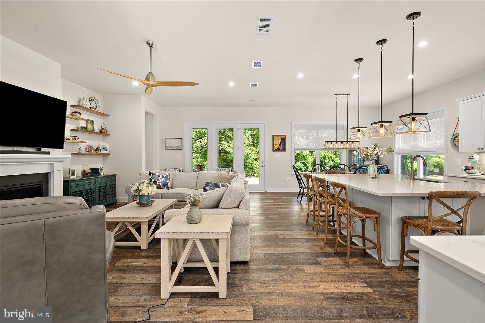 OCEAN VIEW BEACH CLUB - Residential