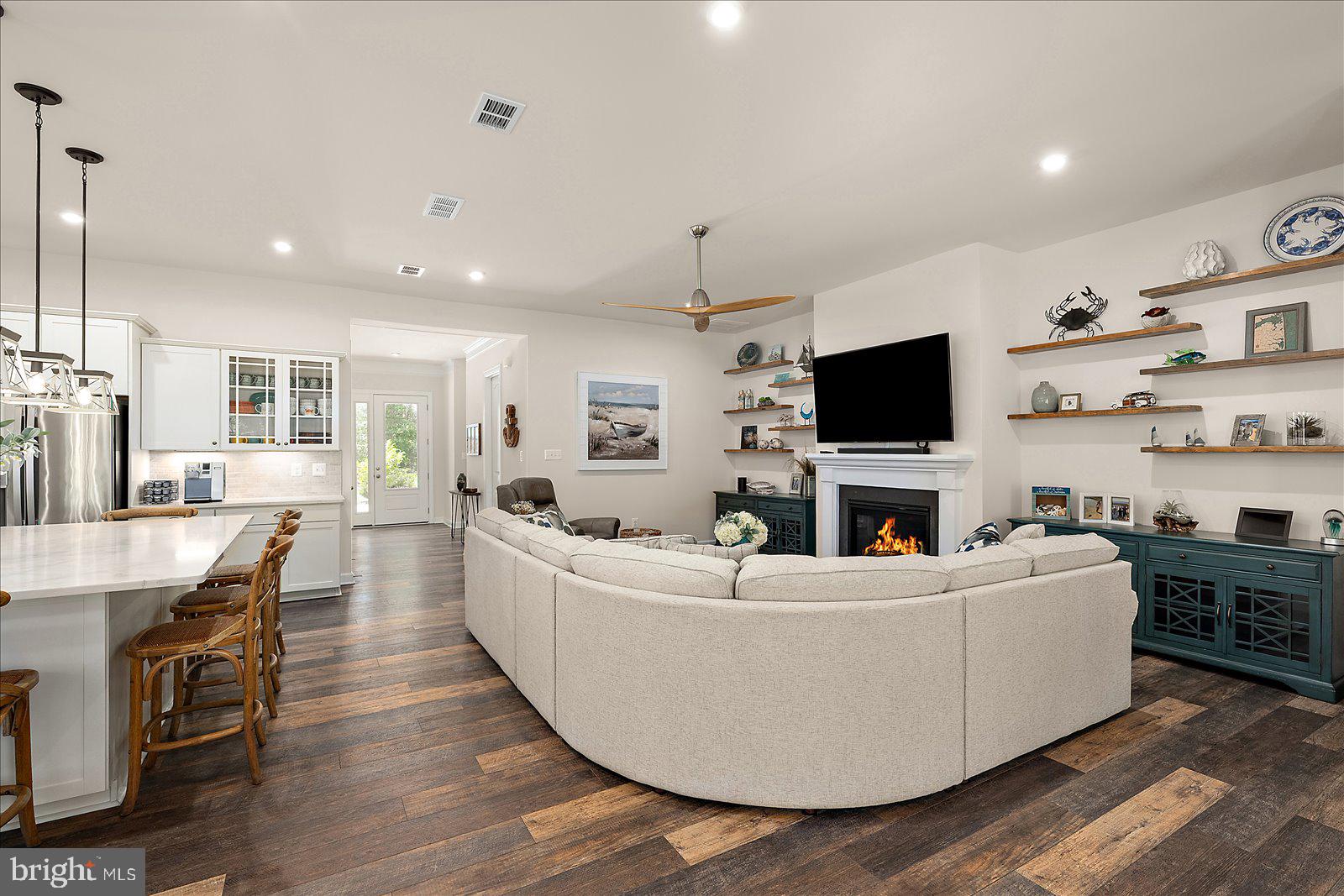 OCEAN VIEW BEACH CLUB - Residential