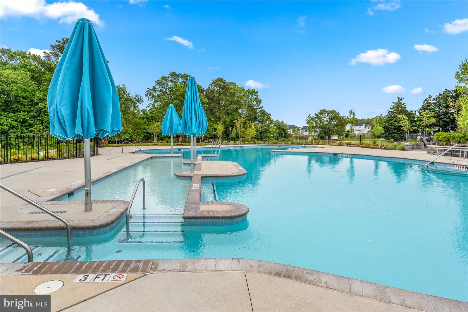 OCEAN VIEW BEACH CLUB - Residential