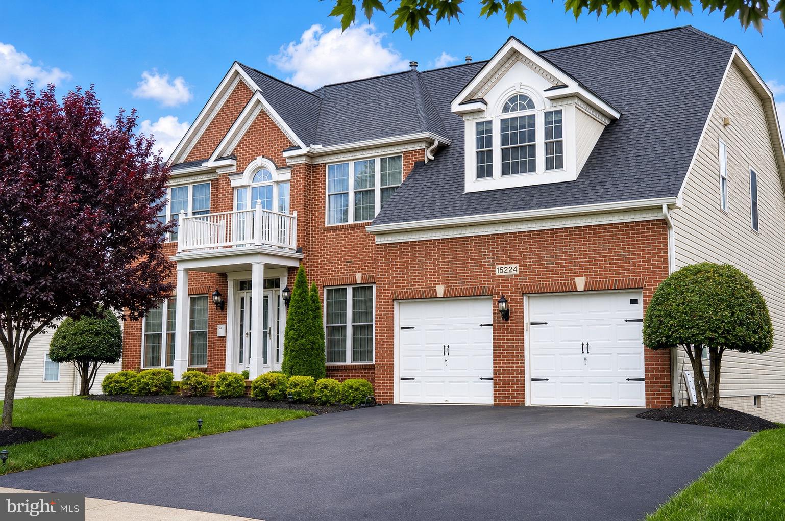 BRIARCLIFF MANOR - Residential