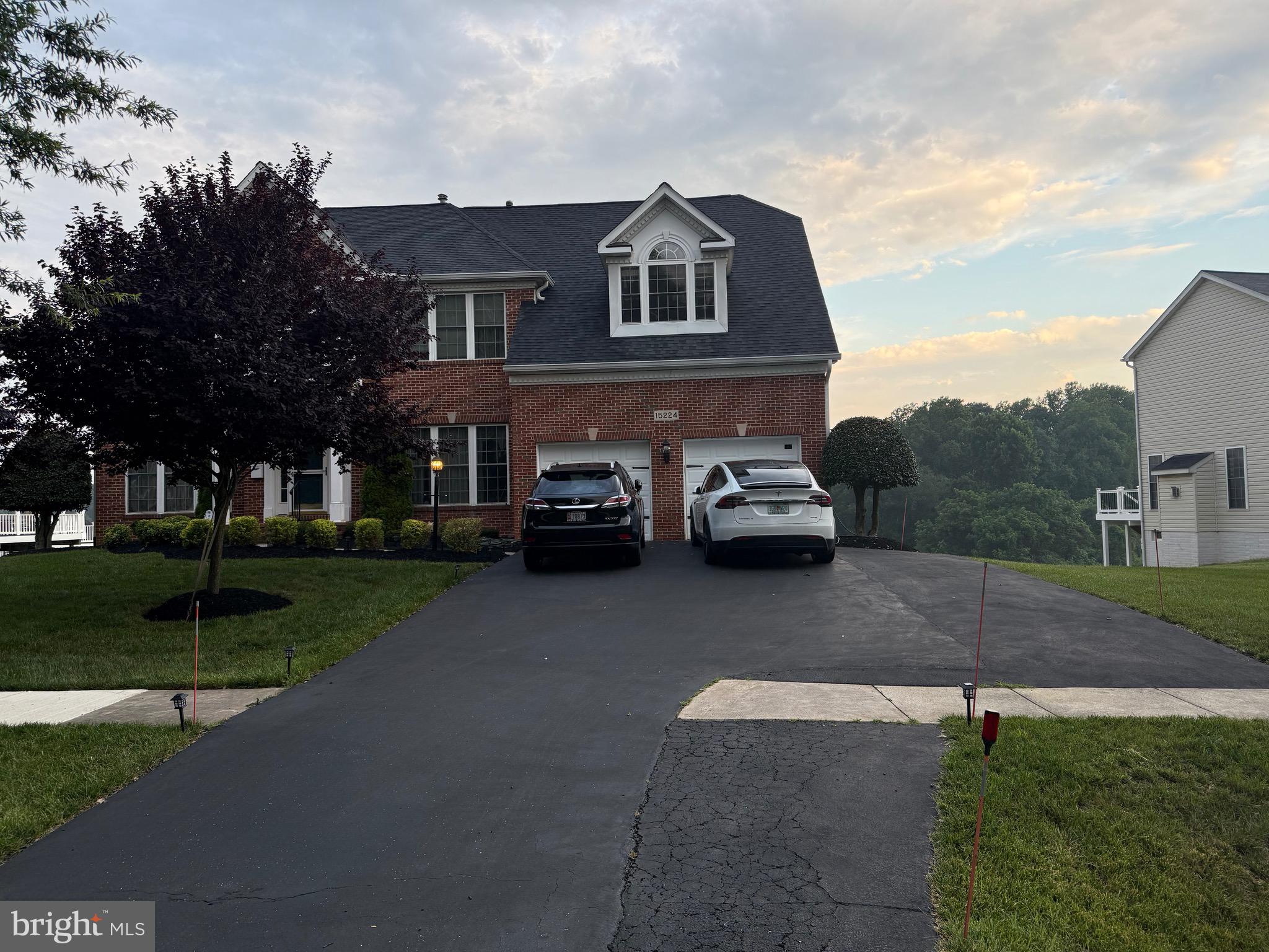 BRIARCLIFF MANOR - Residential