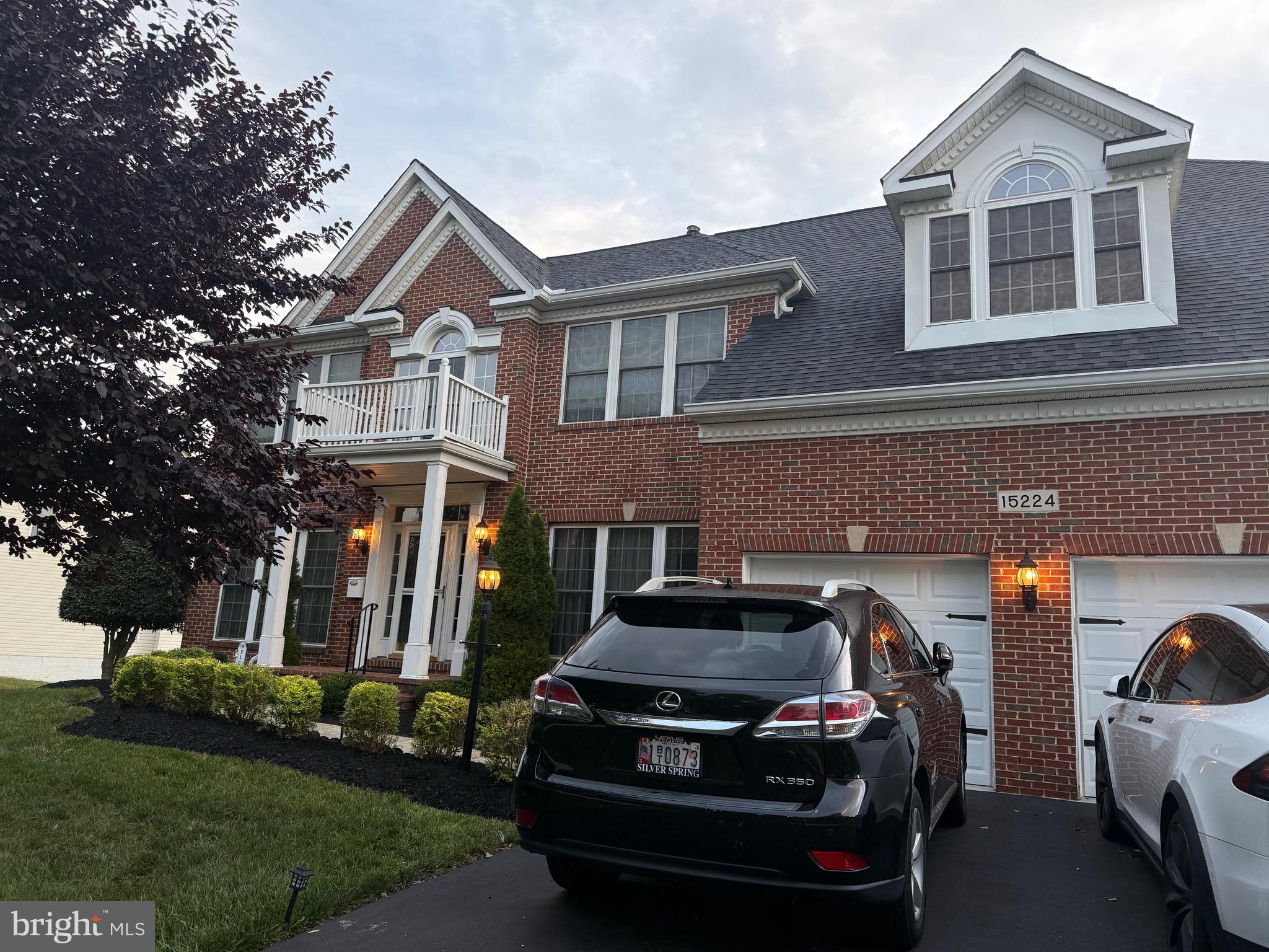 BRIARCLIFF MANOR - Residential