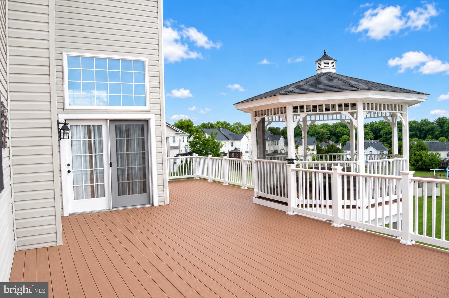 BRIARCLIFF MANOR - Residential