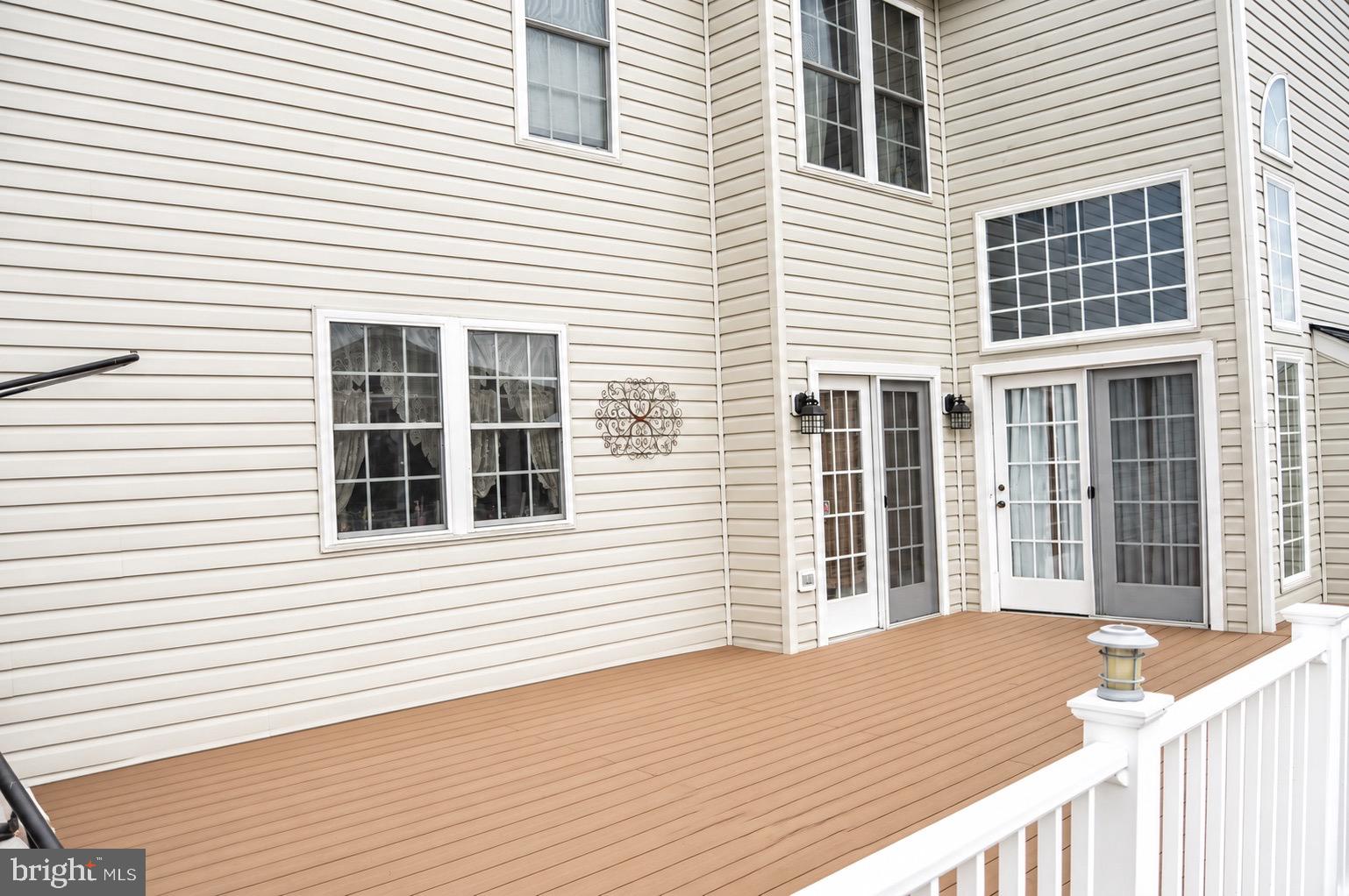 BRIARCLIFF MANOR - Residential