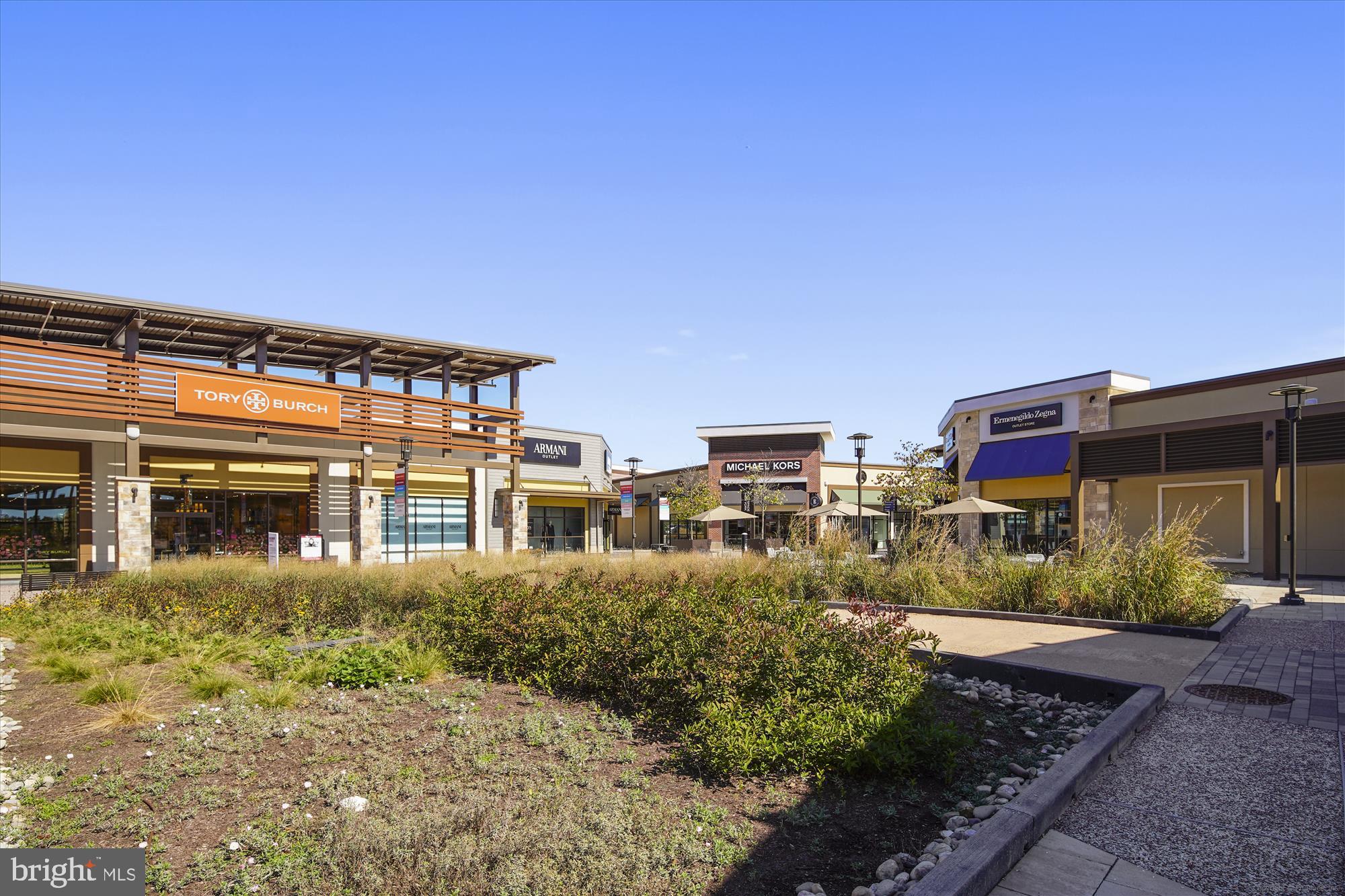 CLARKSBURG VILLAGE - Residential Lease