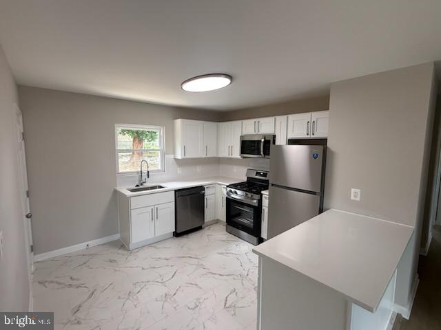 ARUNDEL GARDENS - Residential