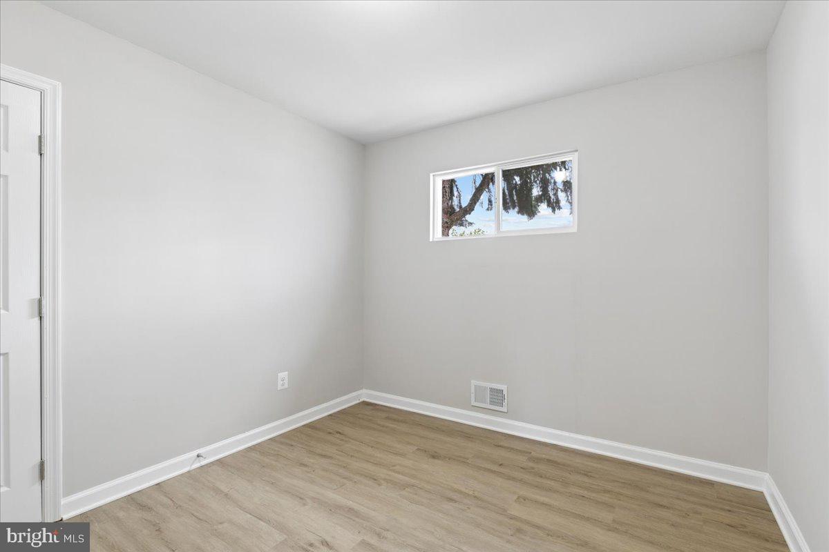 ARUNDEL GARDENS - Residential
