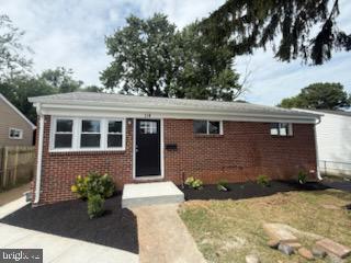 ARUNDEL GARDENS - Residential