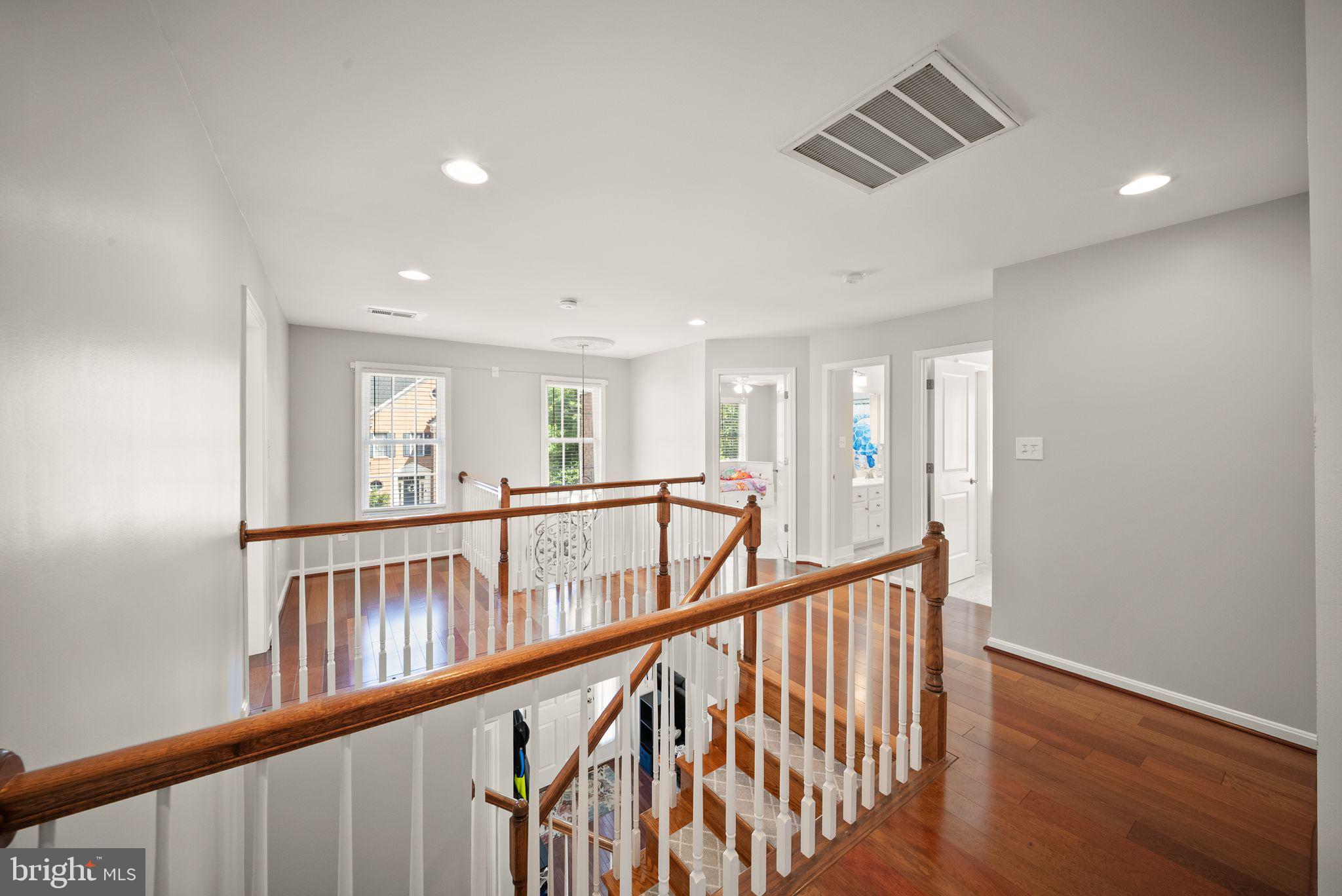 POHICK WOODS - Residential