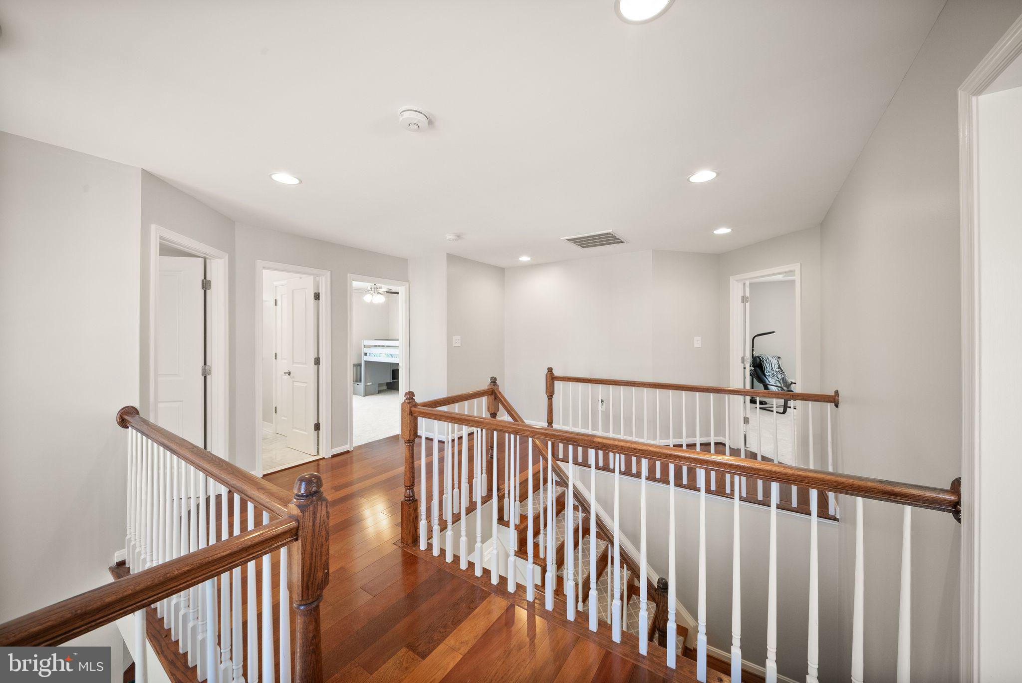 POHICK WOODS - Residential