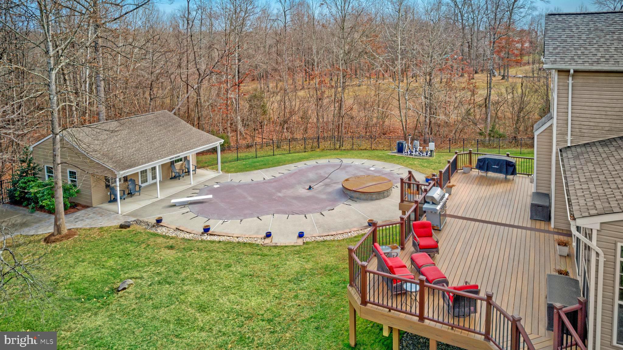 CEDAR CREST - Residential
