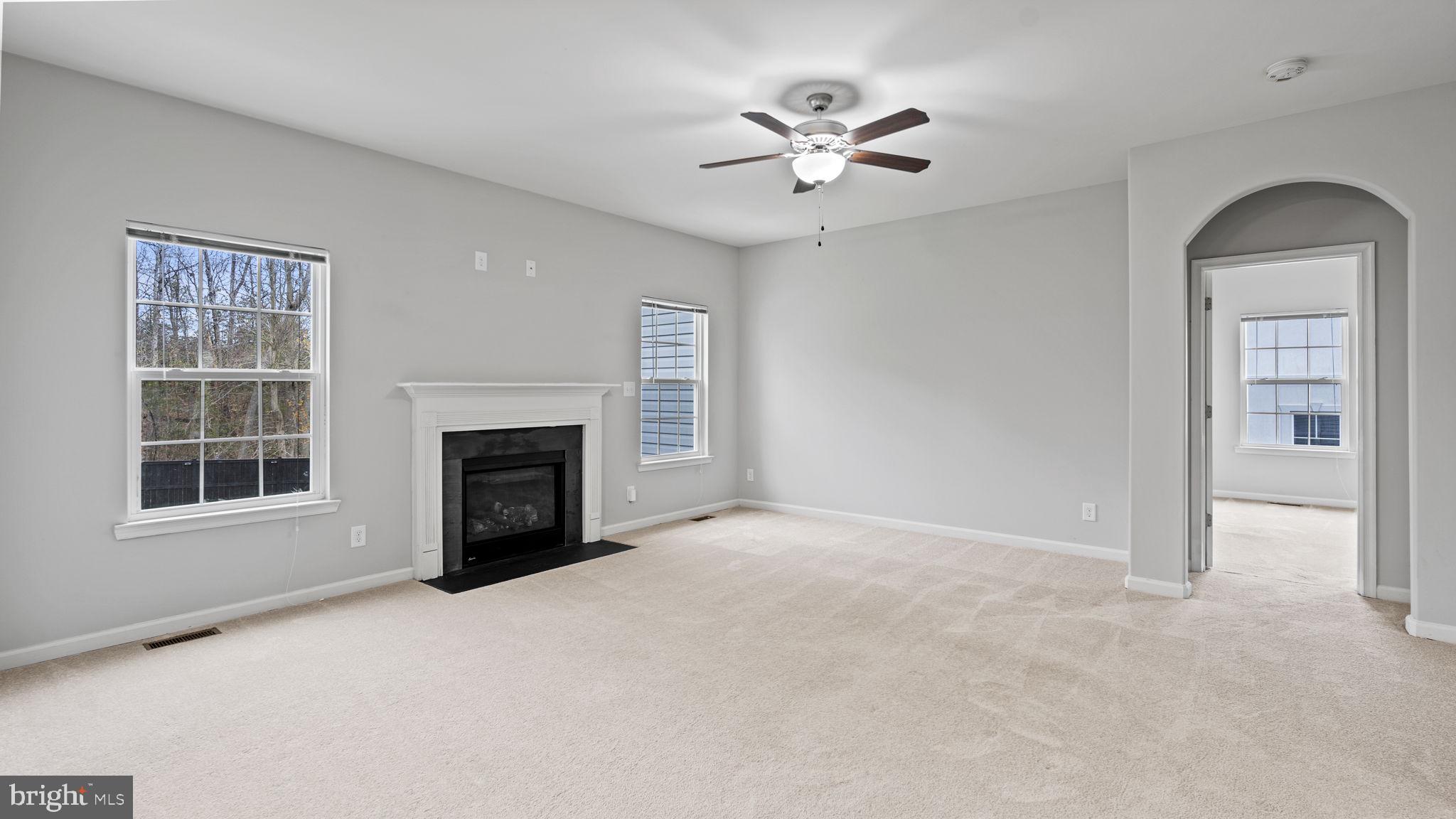 HOLLY RIDGE - Residential