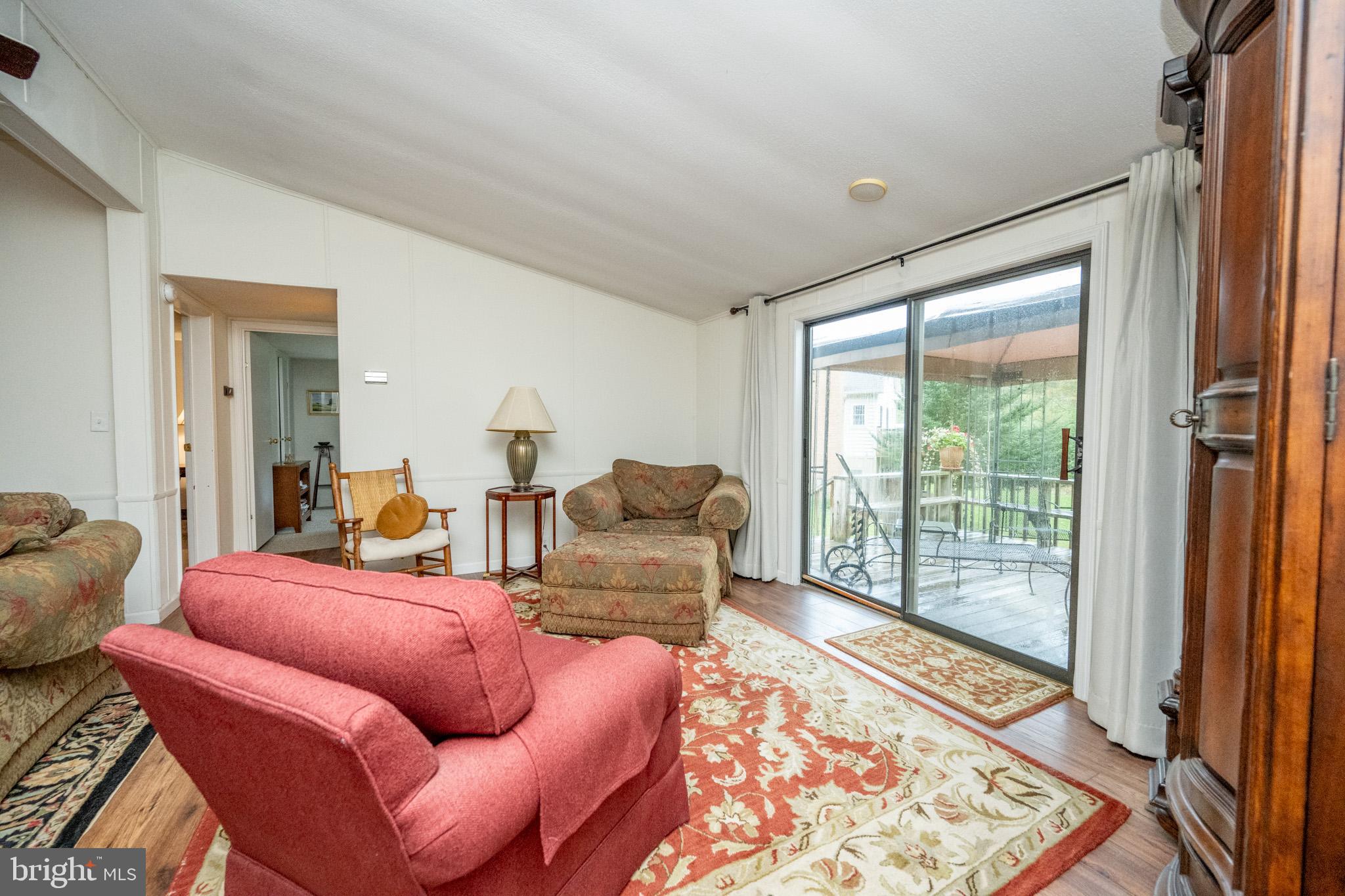 HAZELHURST - Residential