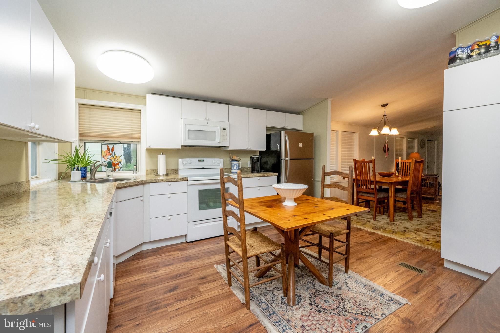 HAZELHURST - Residential