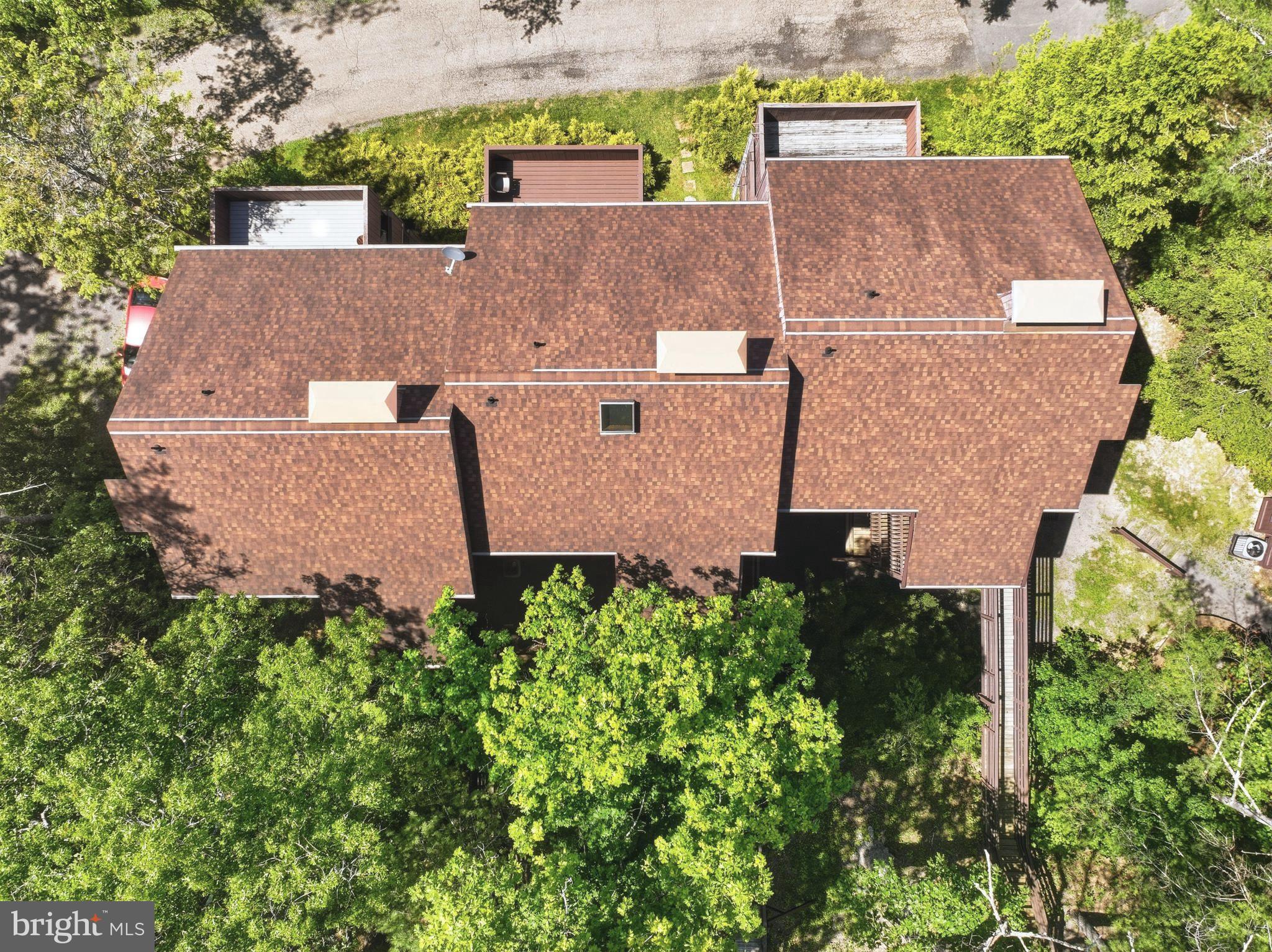 THE HILL CONDOS - Residential