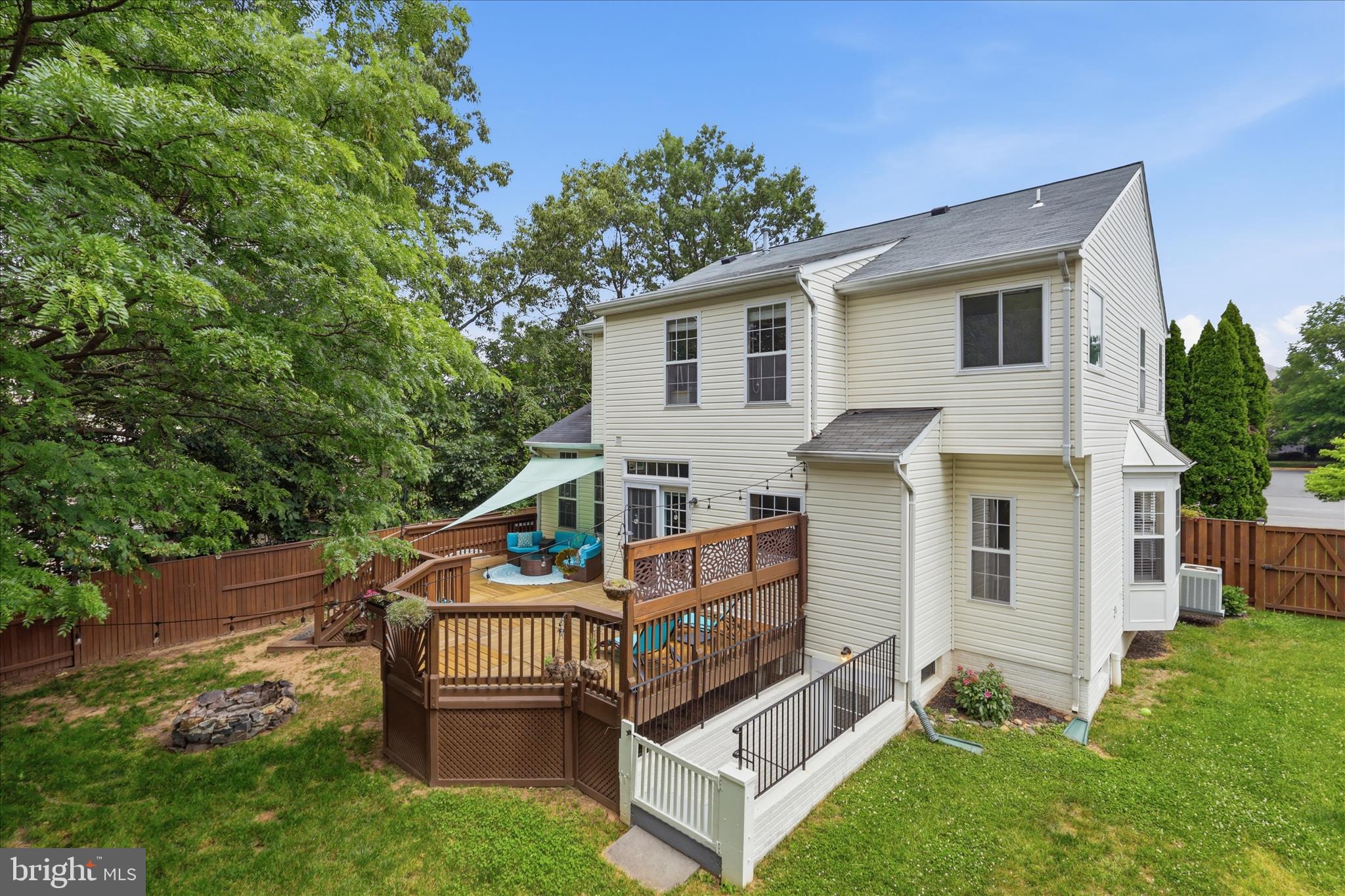 ROCKHILL CENTER ESTATES - Residential