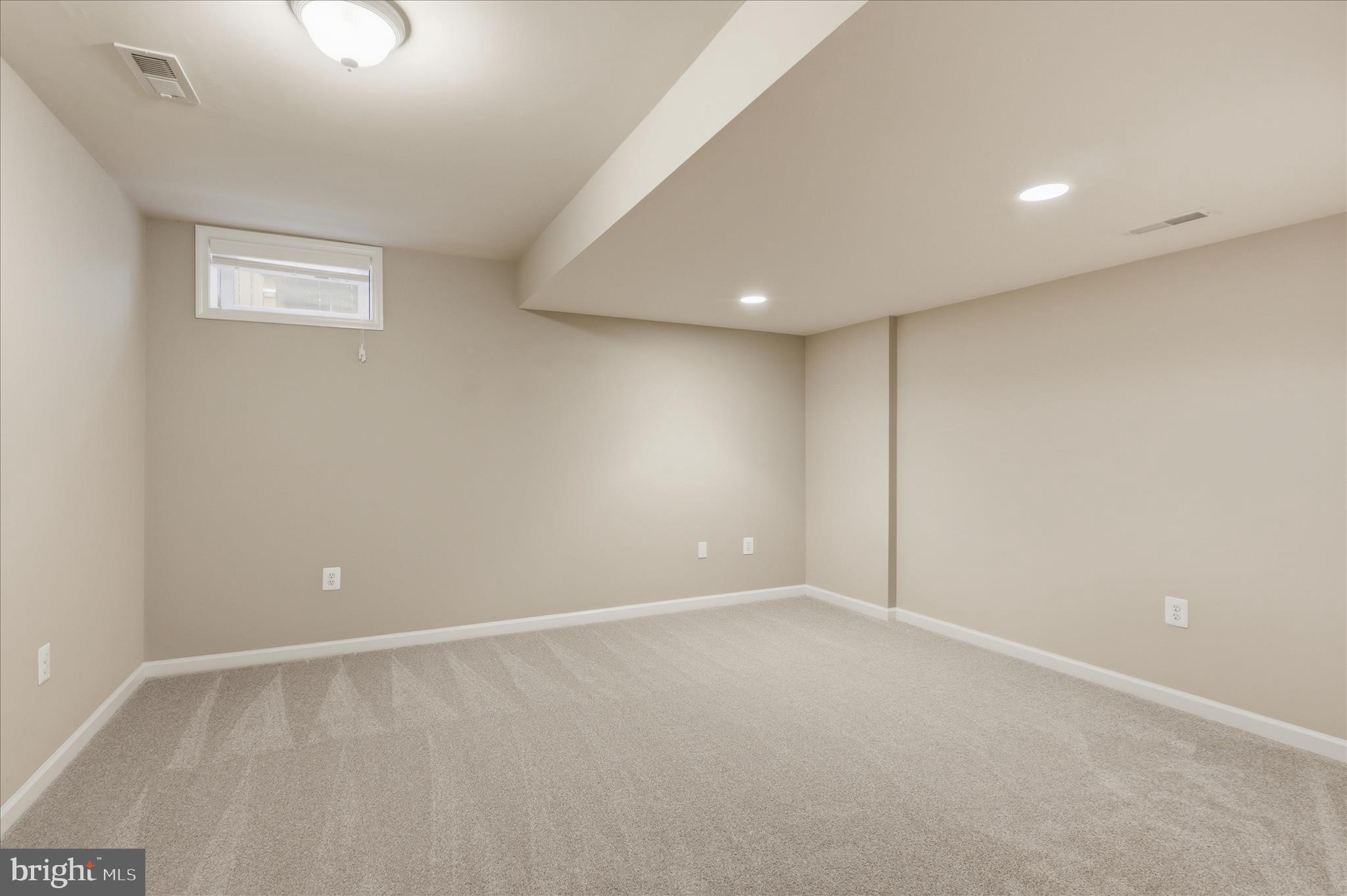 ROCKHILL CENTER ESTATES - Residential