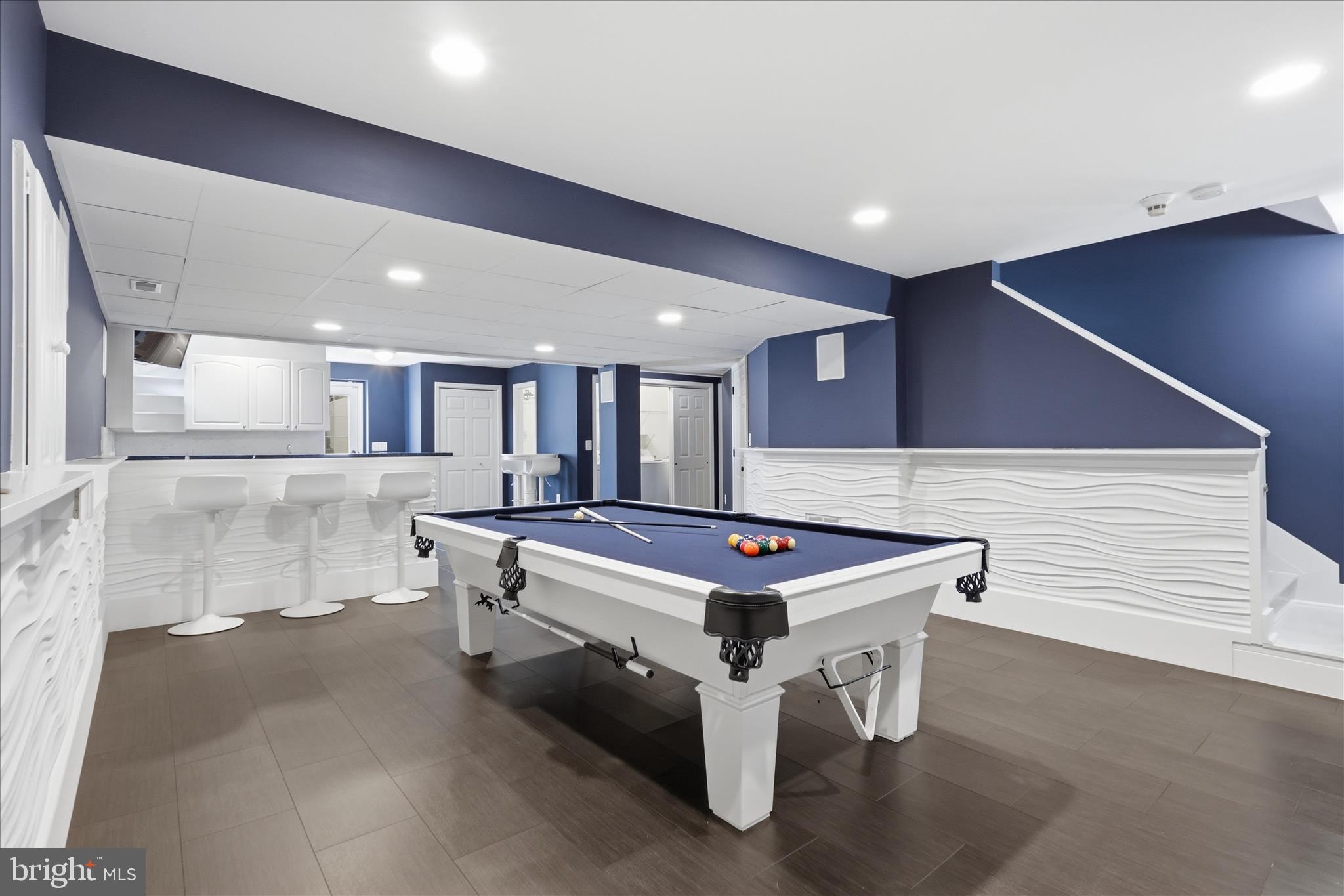 ROCKHILL CENTER ESTATES - Residential