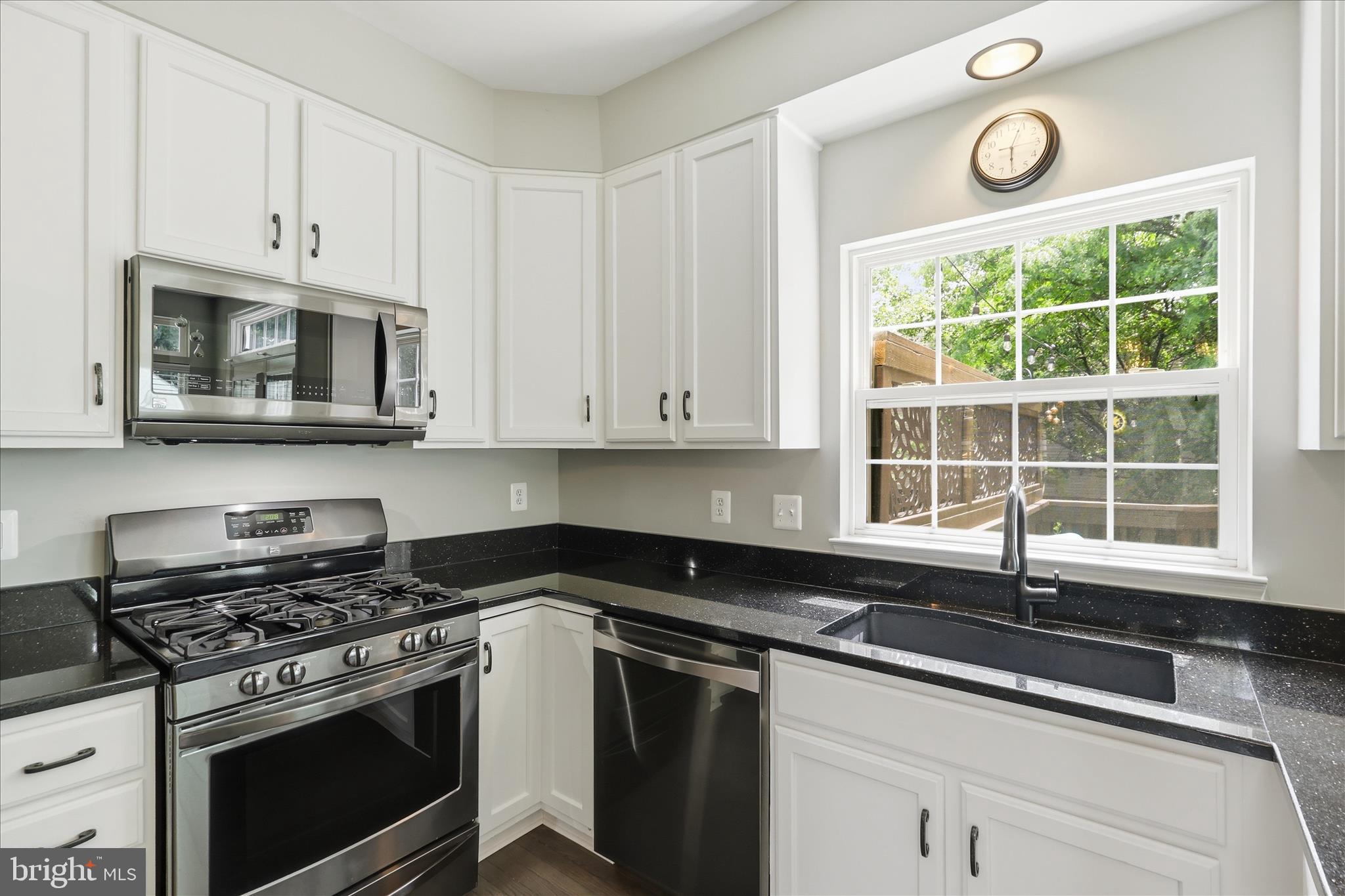 ROCKHILL CENTER ESTATES - Residential