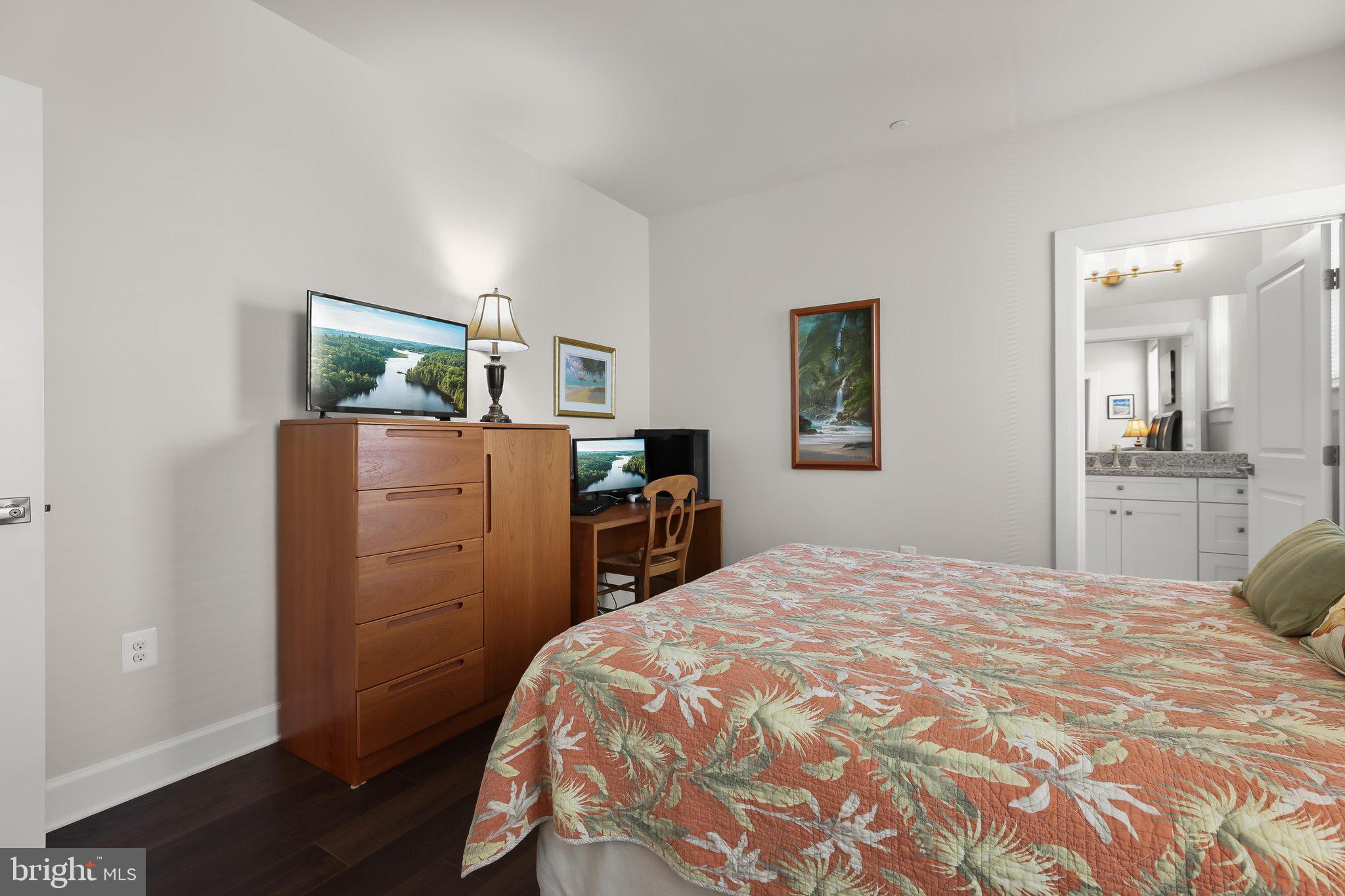 WESTMOUNT - Residential