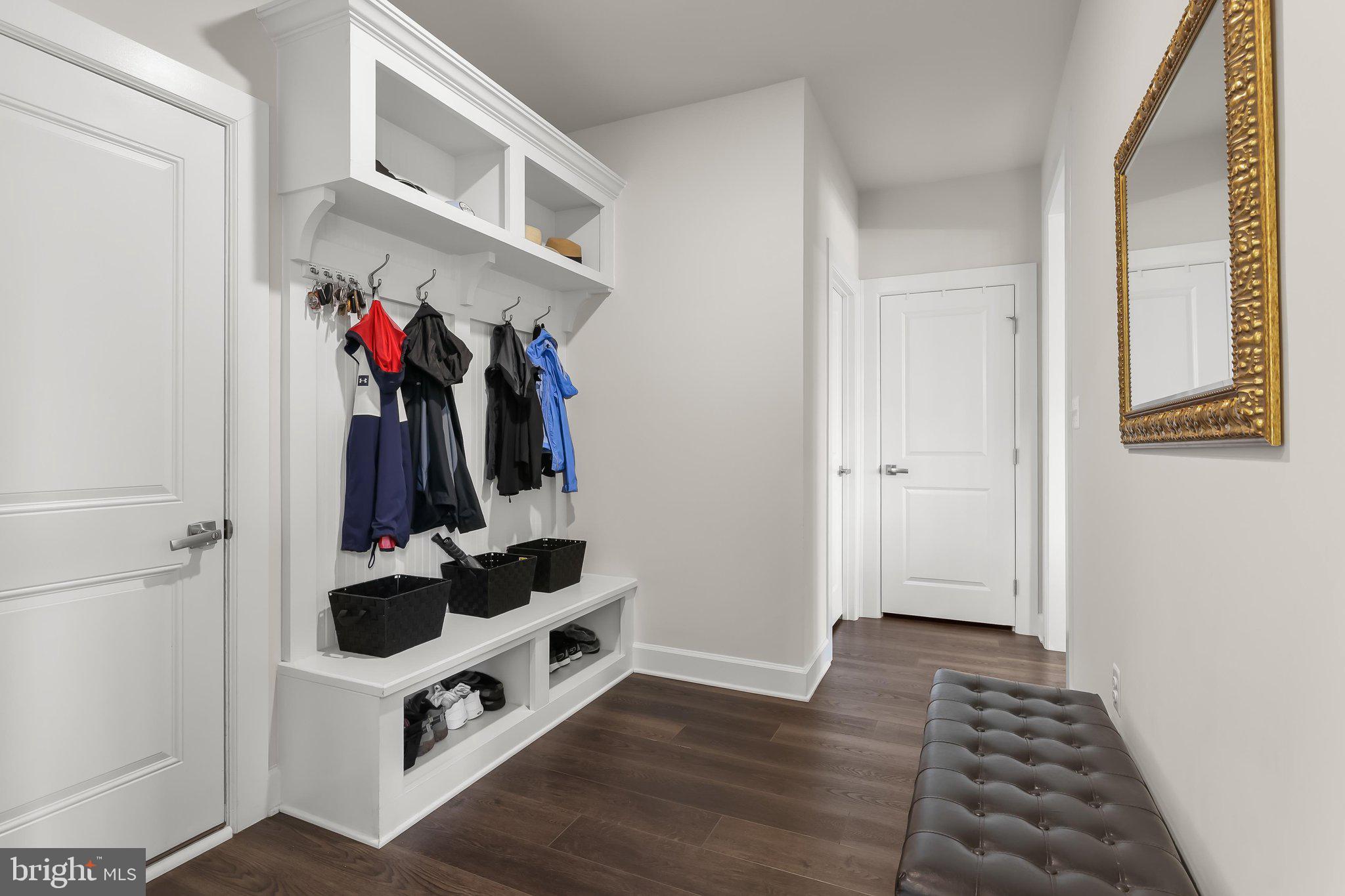 WESTMOUNT - Residential