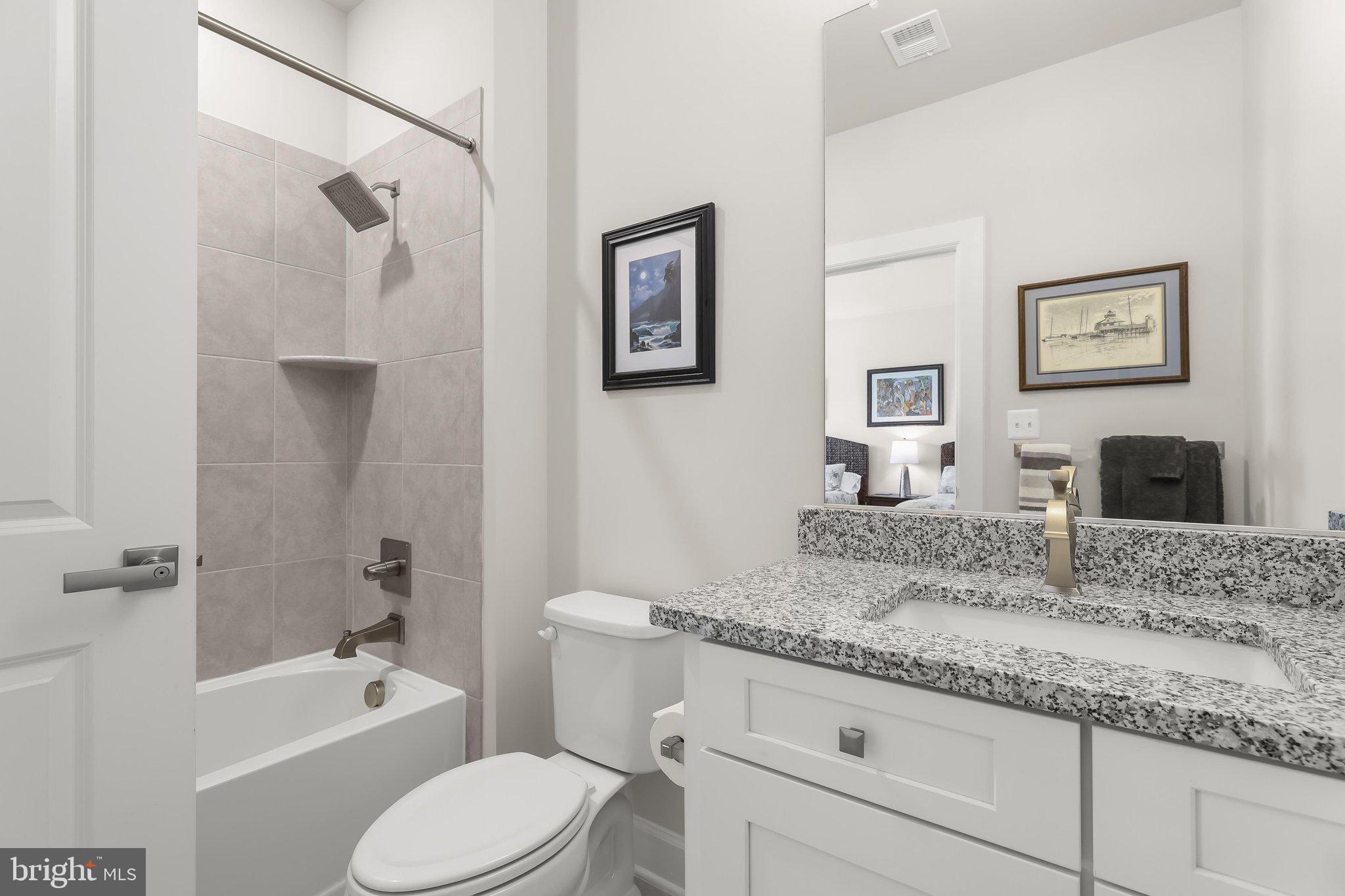 WESTMOUNT - Residential