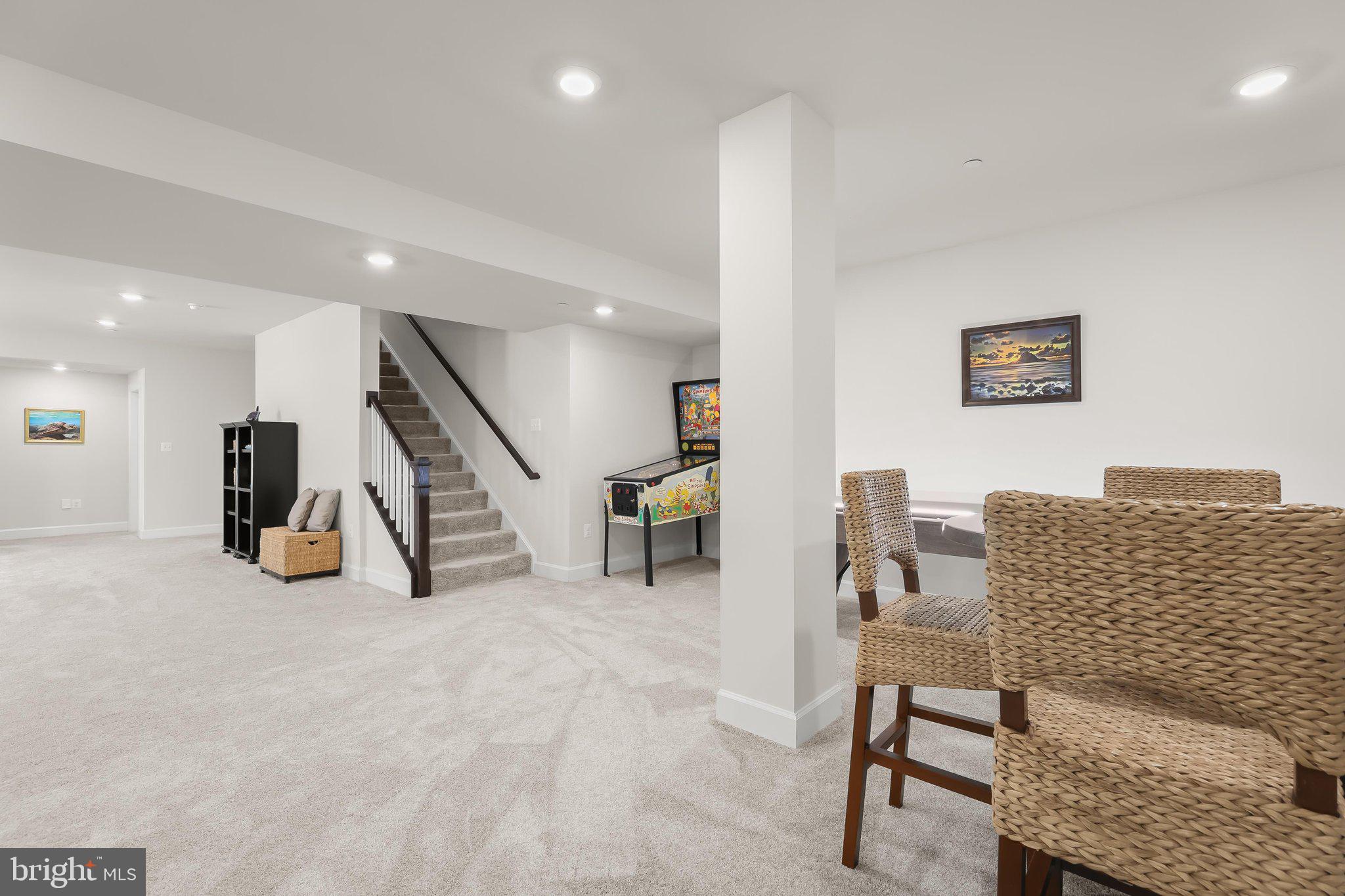 WESTMOUNT - Residential