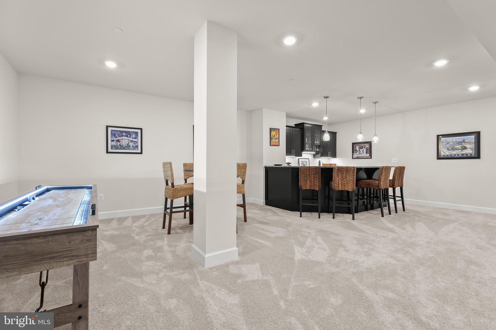 WESTMOUNT - Residential