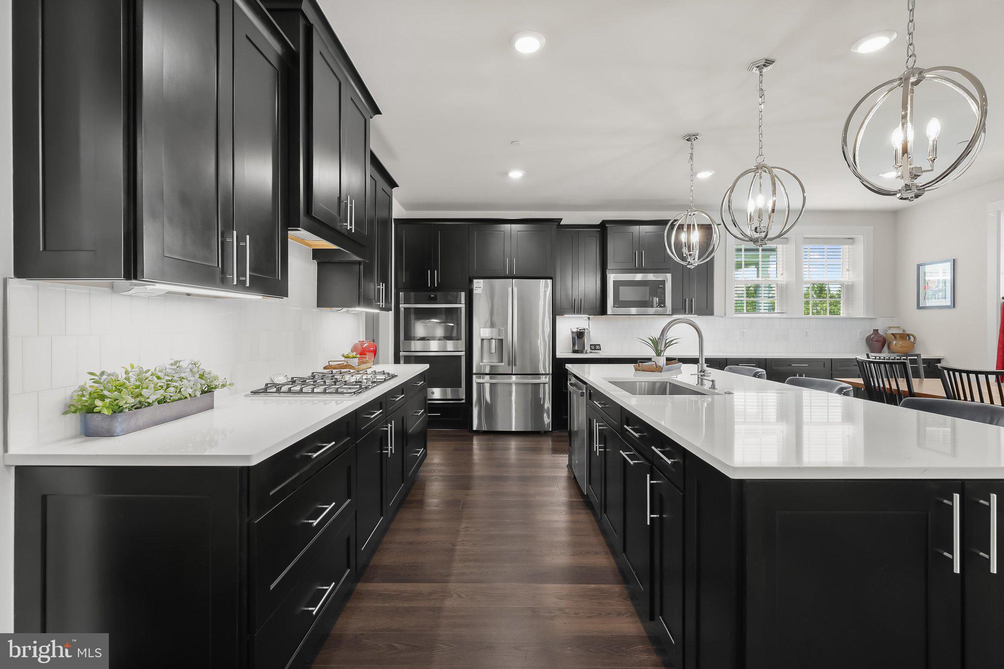 WESTMOUNT - Residential