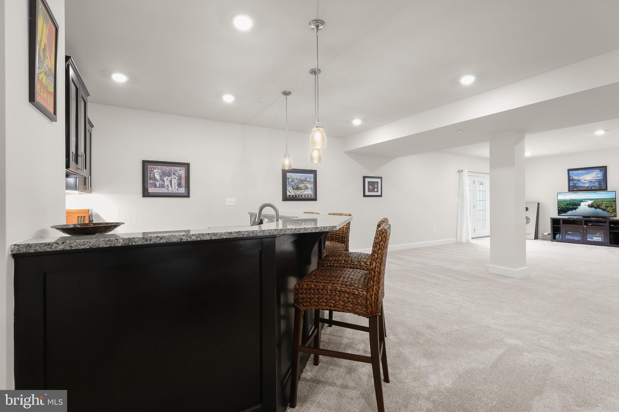 WESTMOUNT - Residential