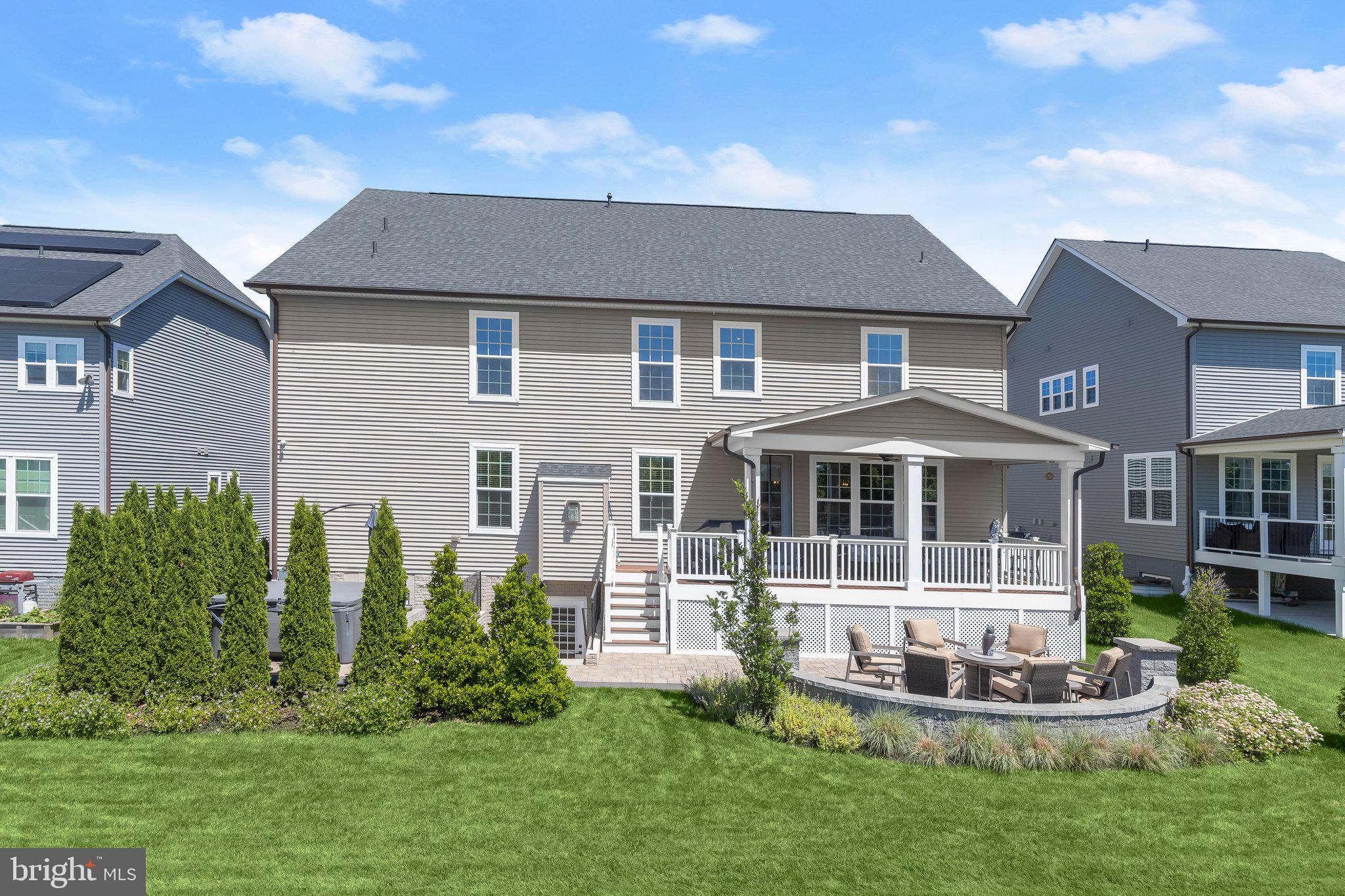 WESTMOUNT - Residential