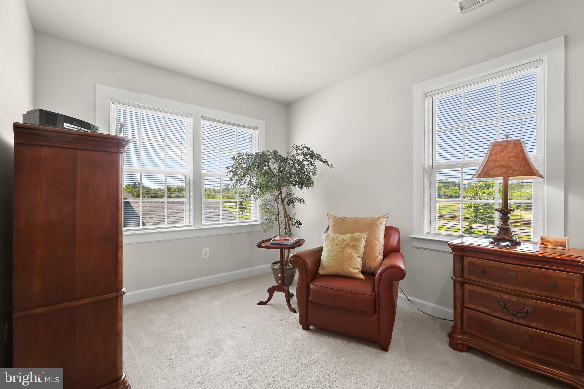 WESTMOUNT - Residential