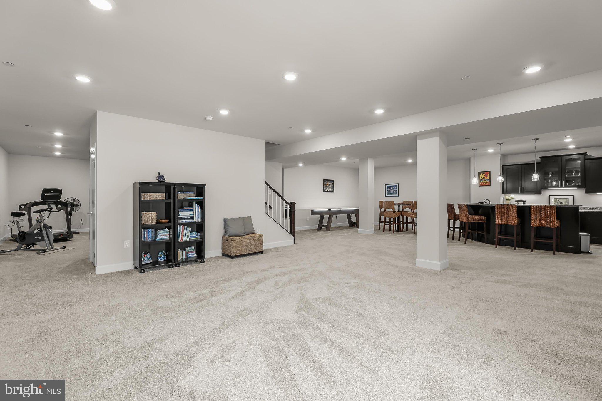 WESTMOUNT - Residential