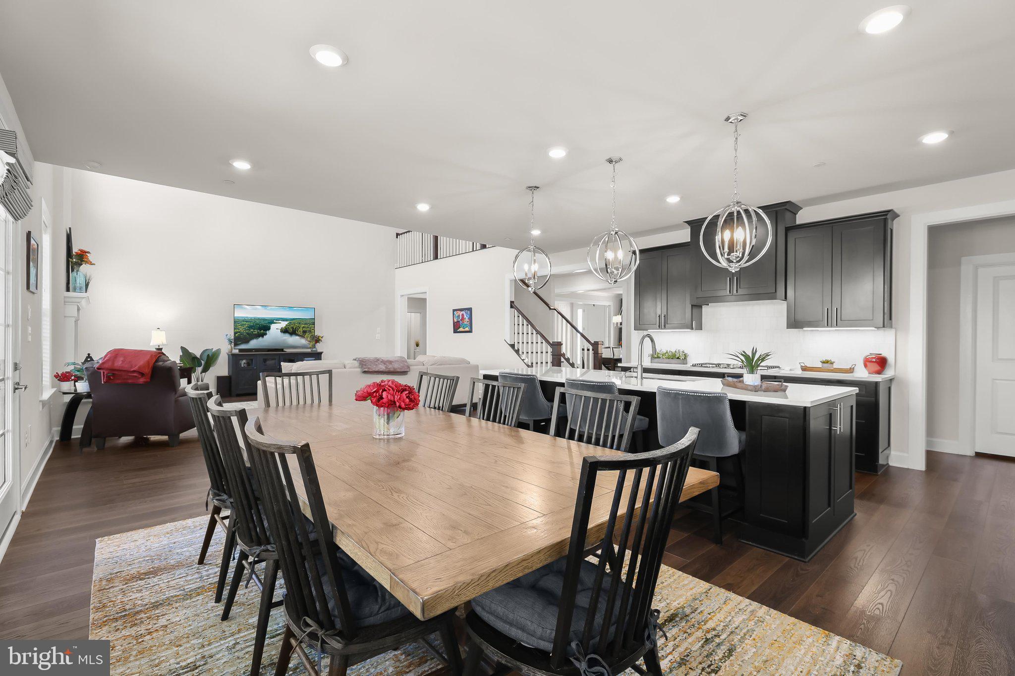 WESTMOUNT - Residential