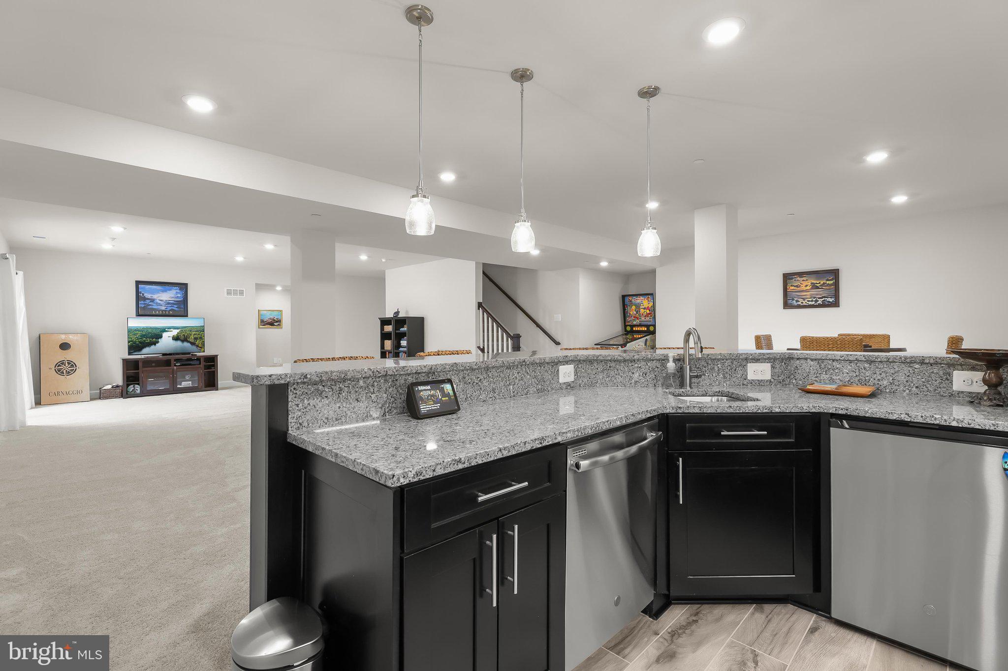 WESTMOUNT - Residential