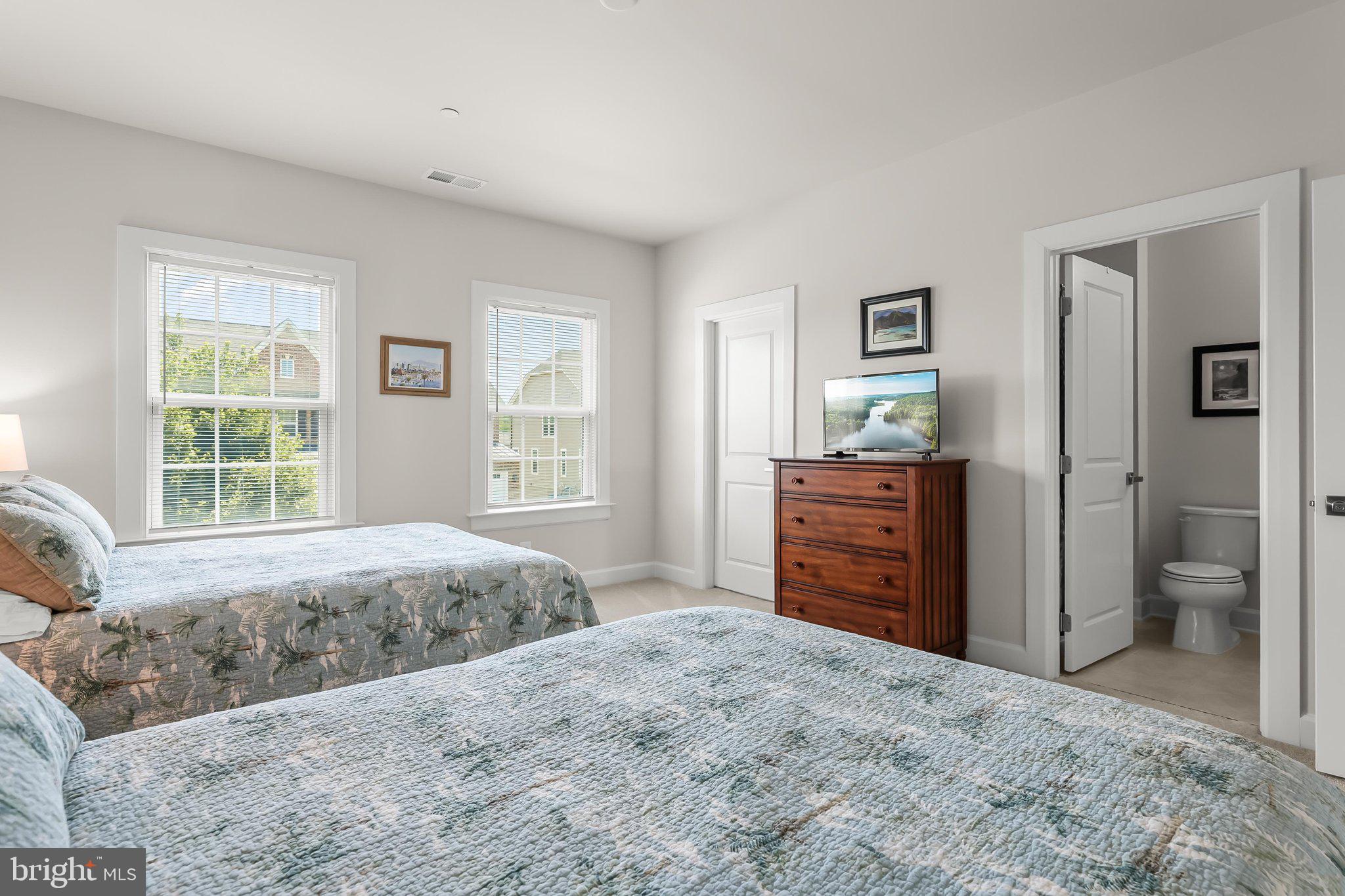 WESTMOUNT - Residential