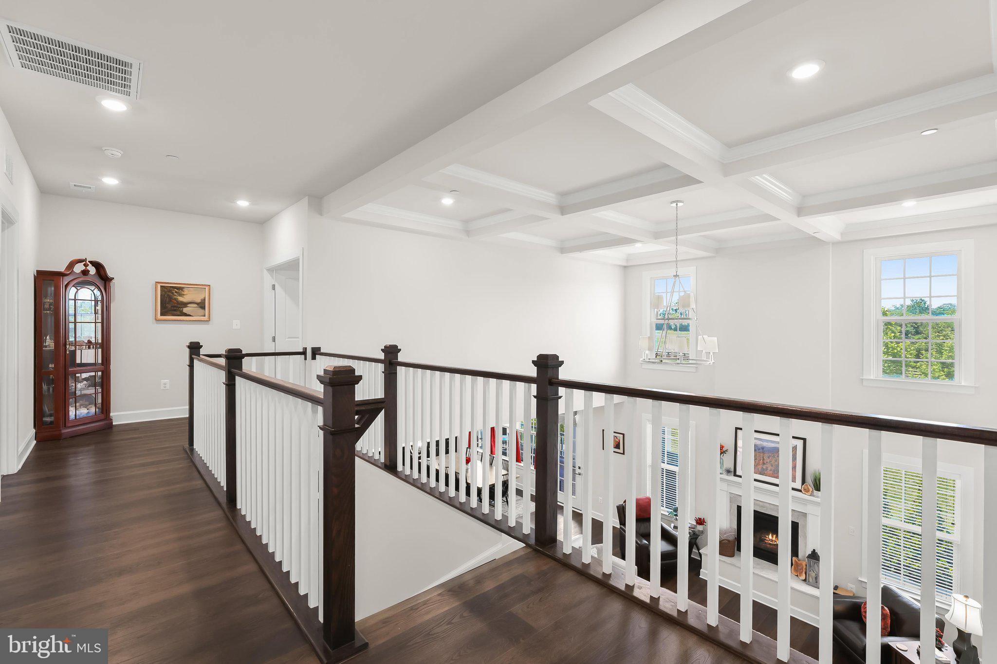 WESTMOUNT - Residential
