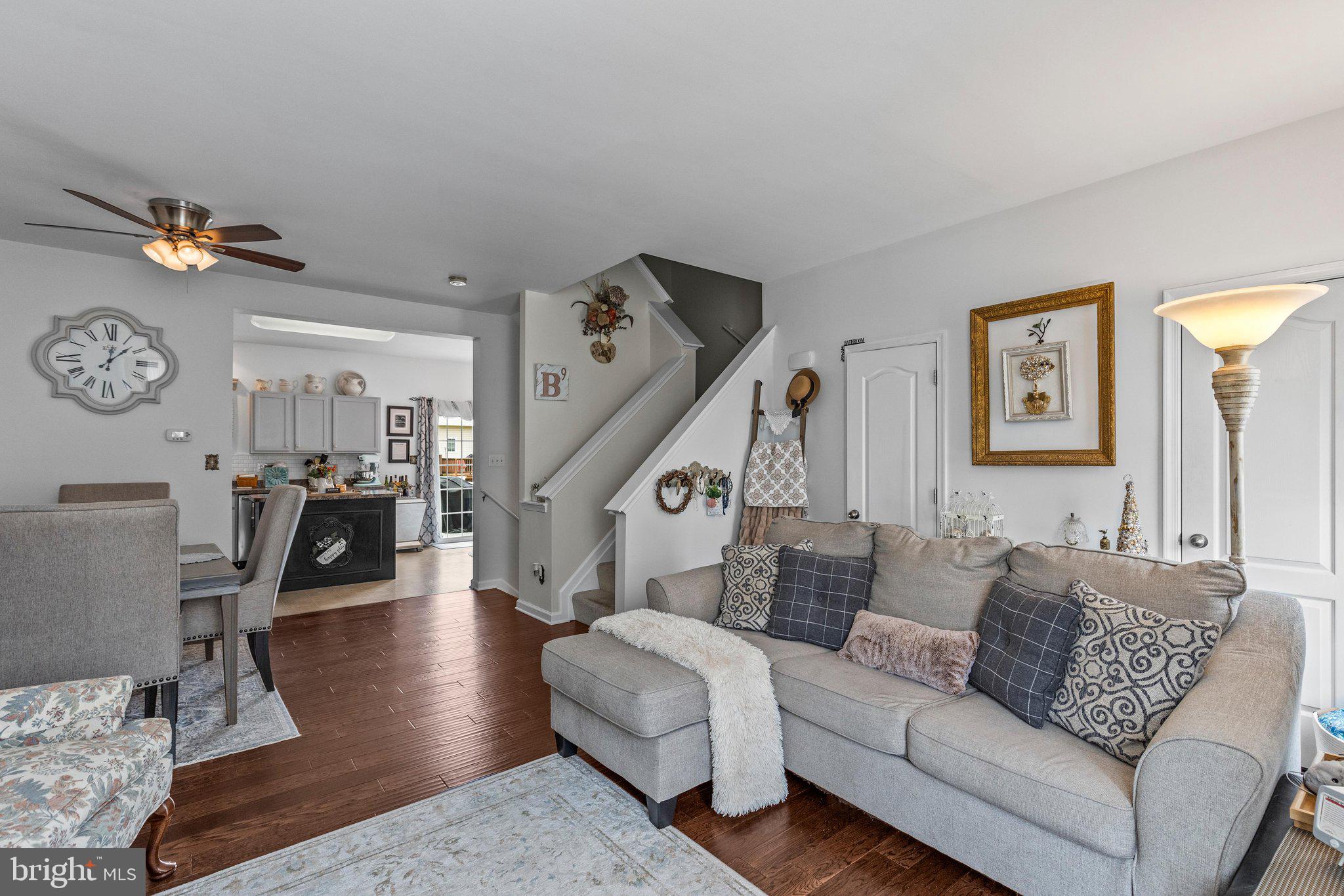 SALEM RUN TOWNHOMES - Residential
