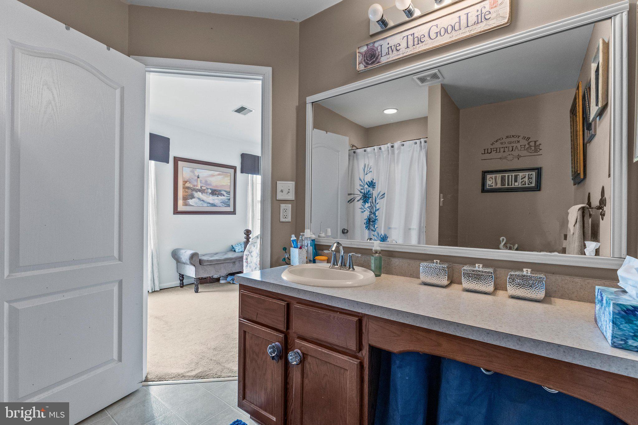 SALEM RUN TOWNHOMES - Residential