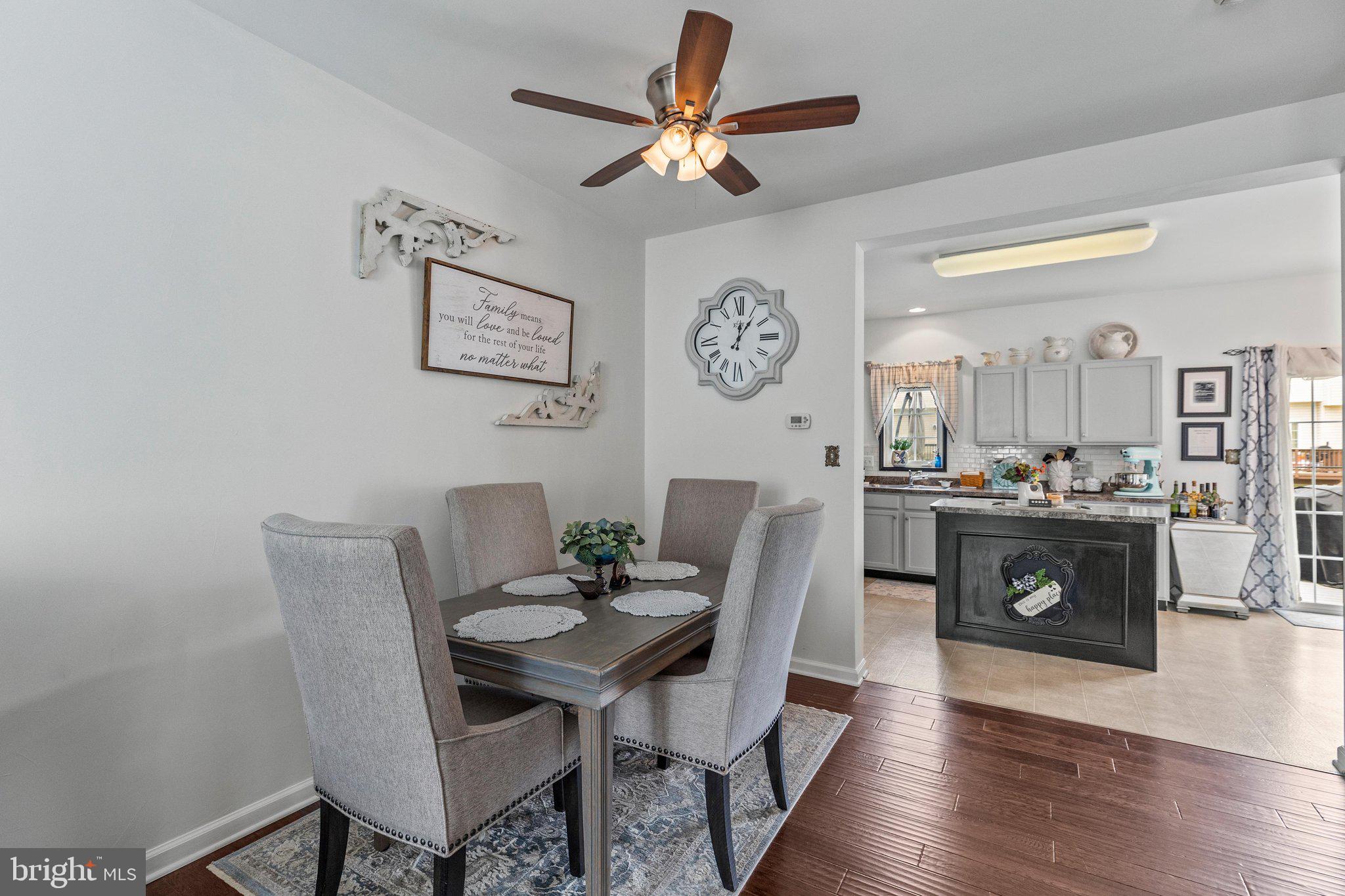 SALEM RUN TOWNHOMES - Residential