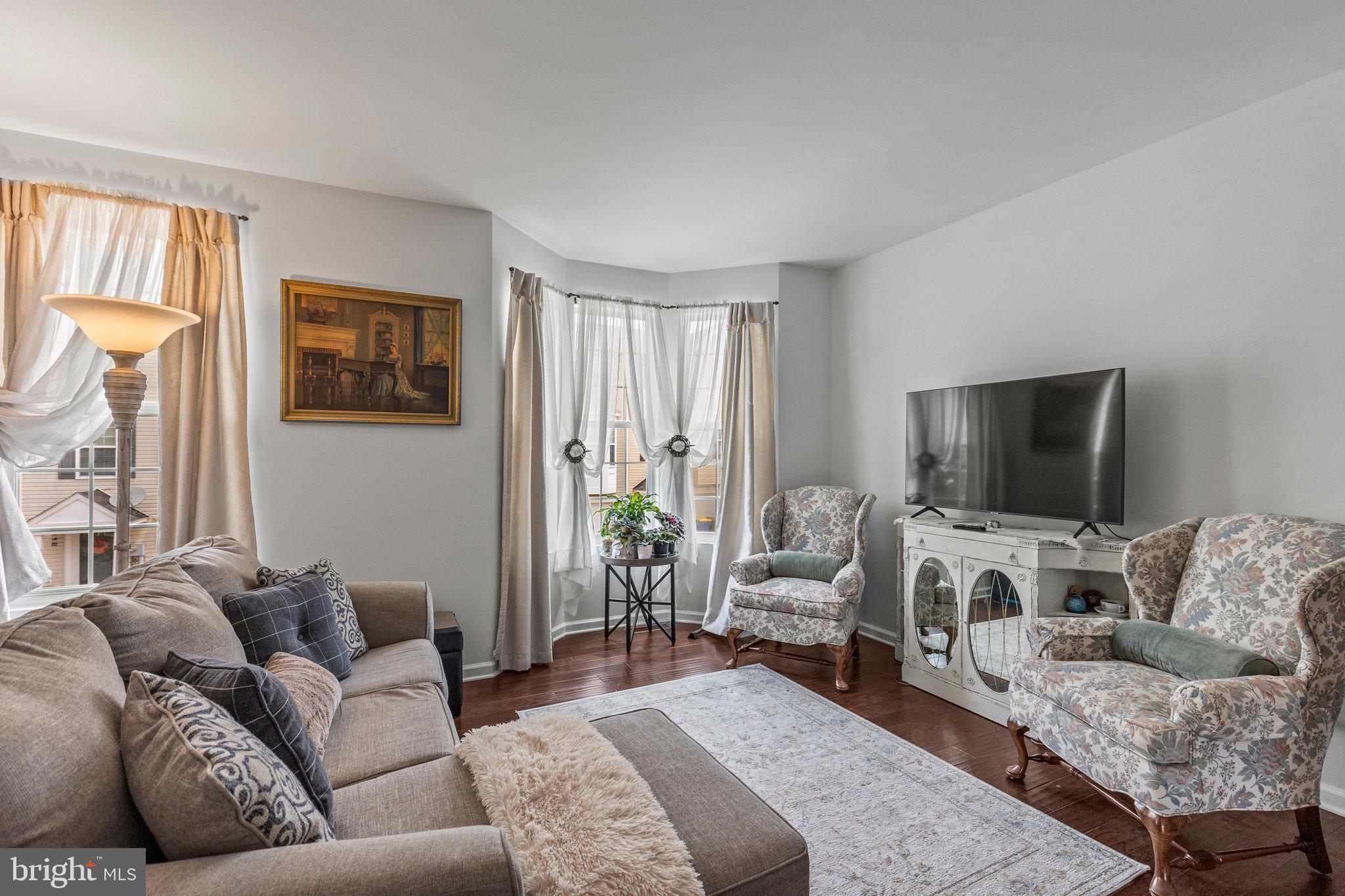 SALEM RUN TOWNHOMES - Residential