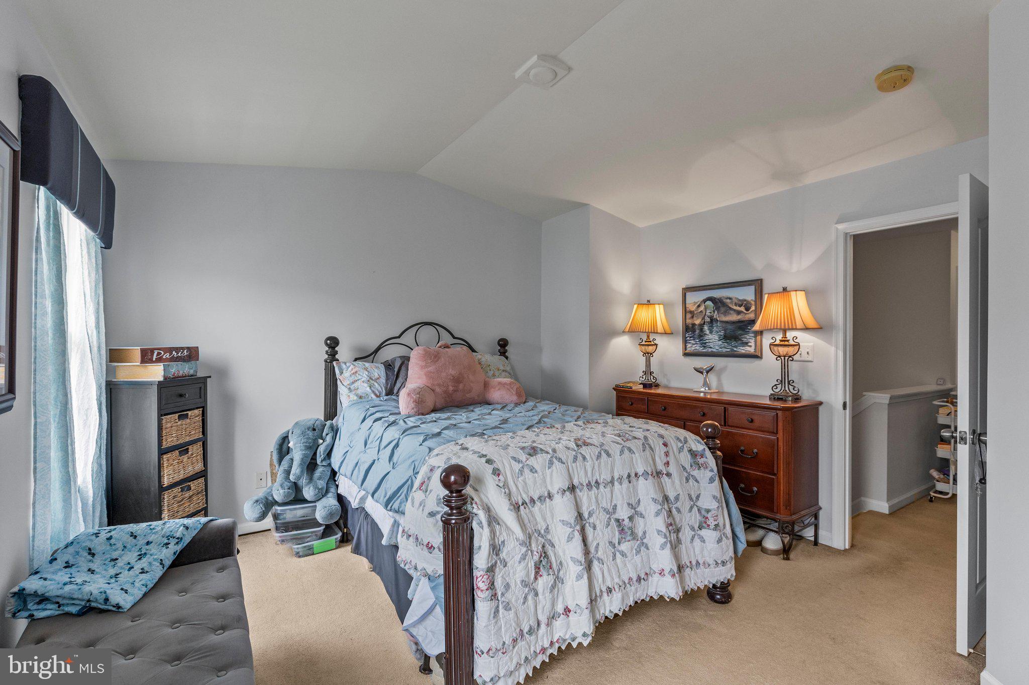 SALEM RUN TOWNHOMES - Residential