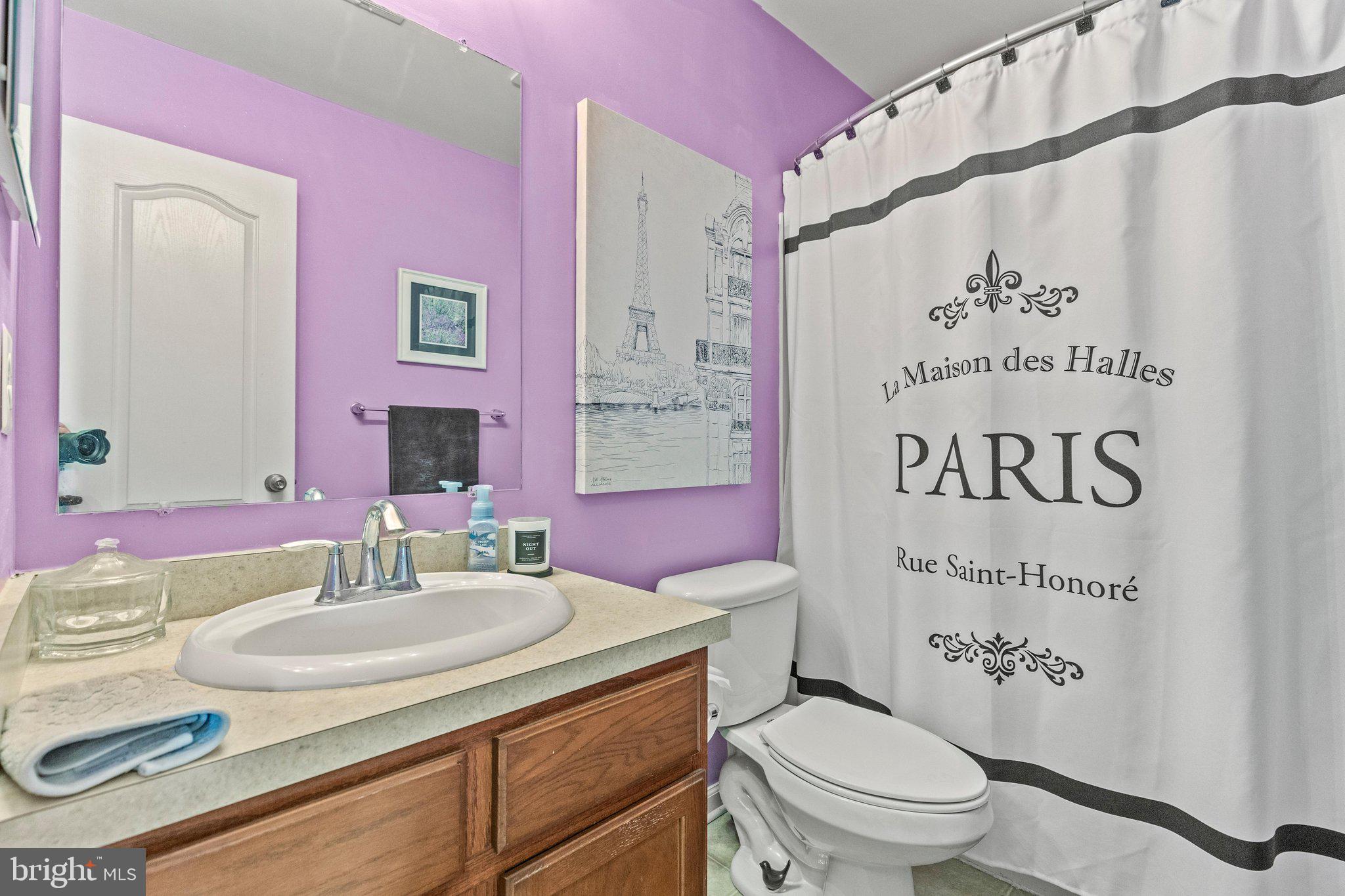 SALEM RUN TOWNHOMES - Residential