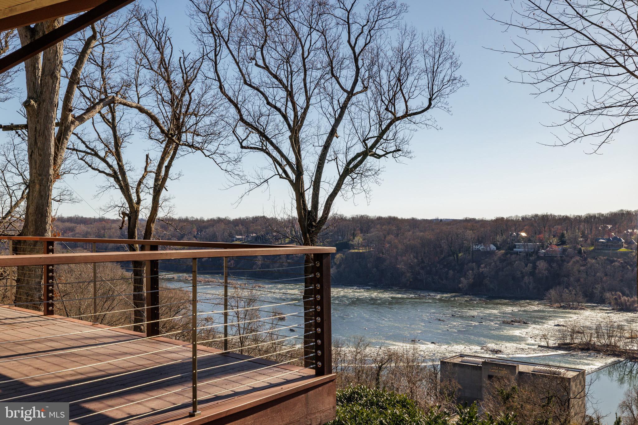 Spectacular river views.