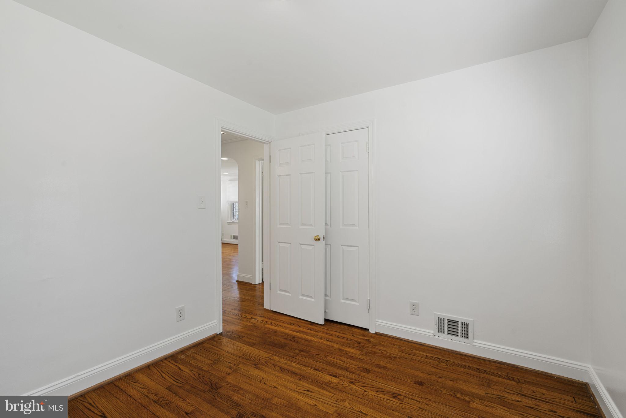 WEYANOKE - Residential Lease