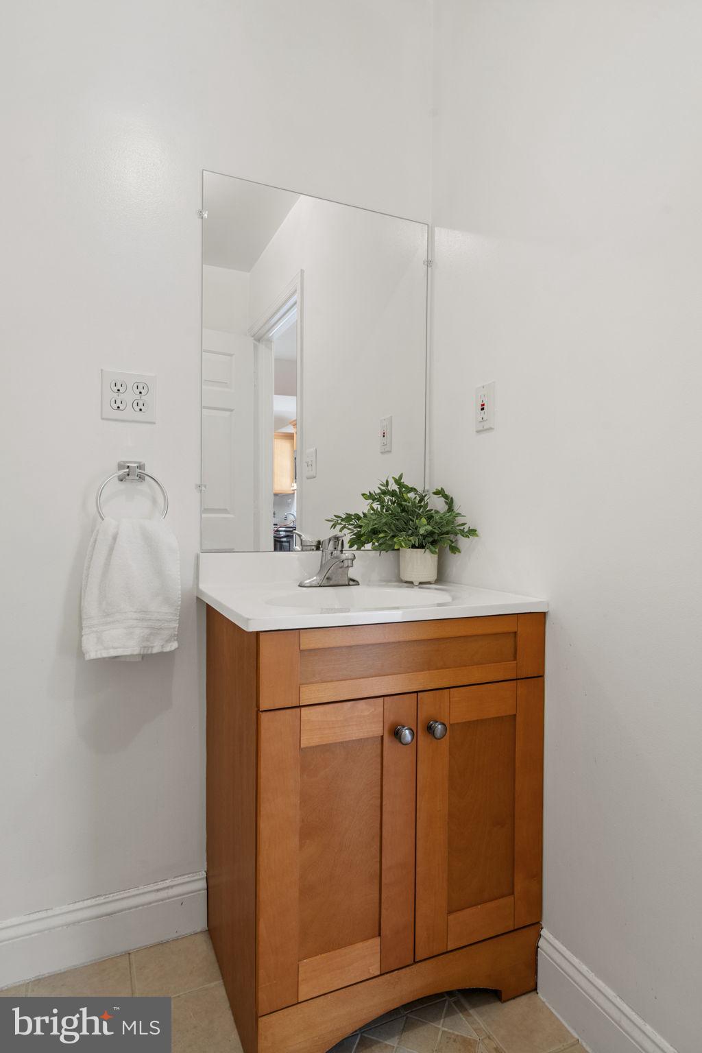 WEYANOKE - Residential Lease