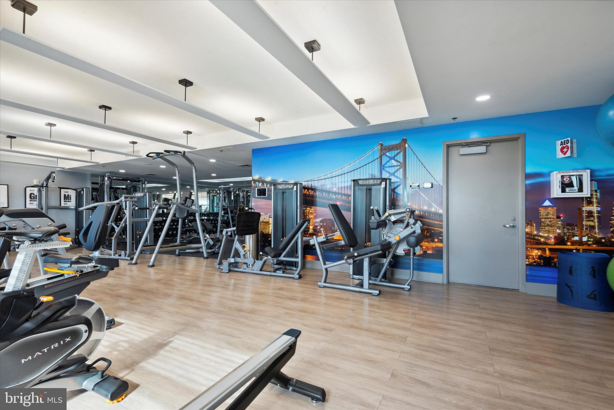 DOCKSIDE CONDOMINIUM - Residential