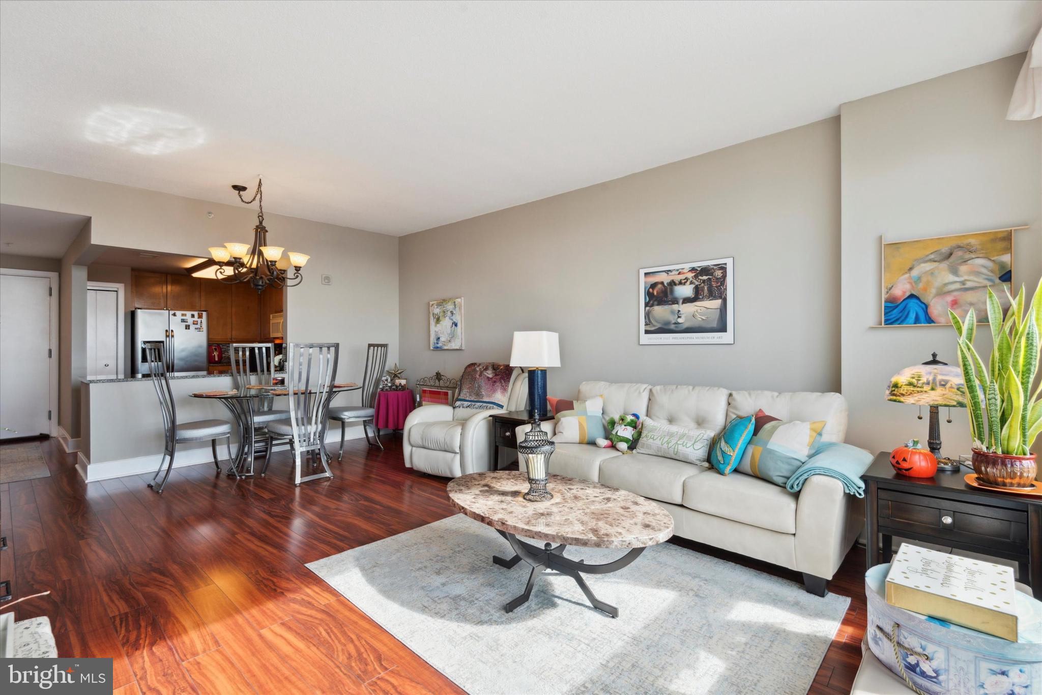 DOCKSIDE CONDOMINIUM - Residential