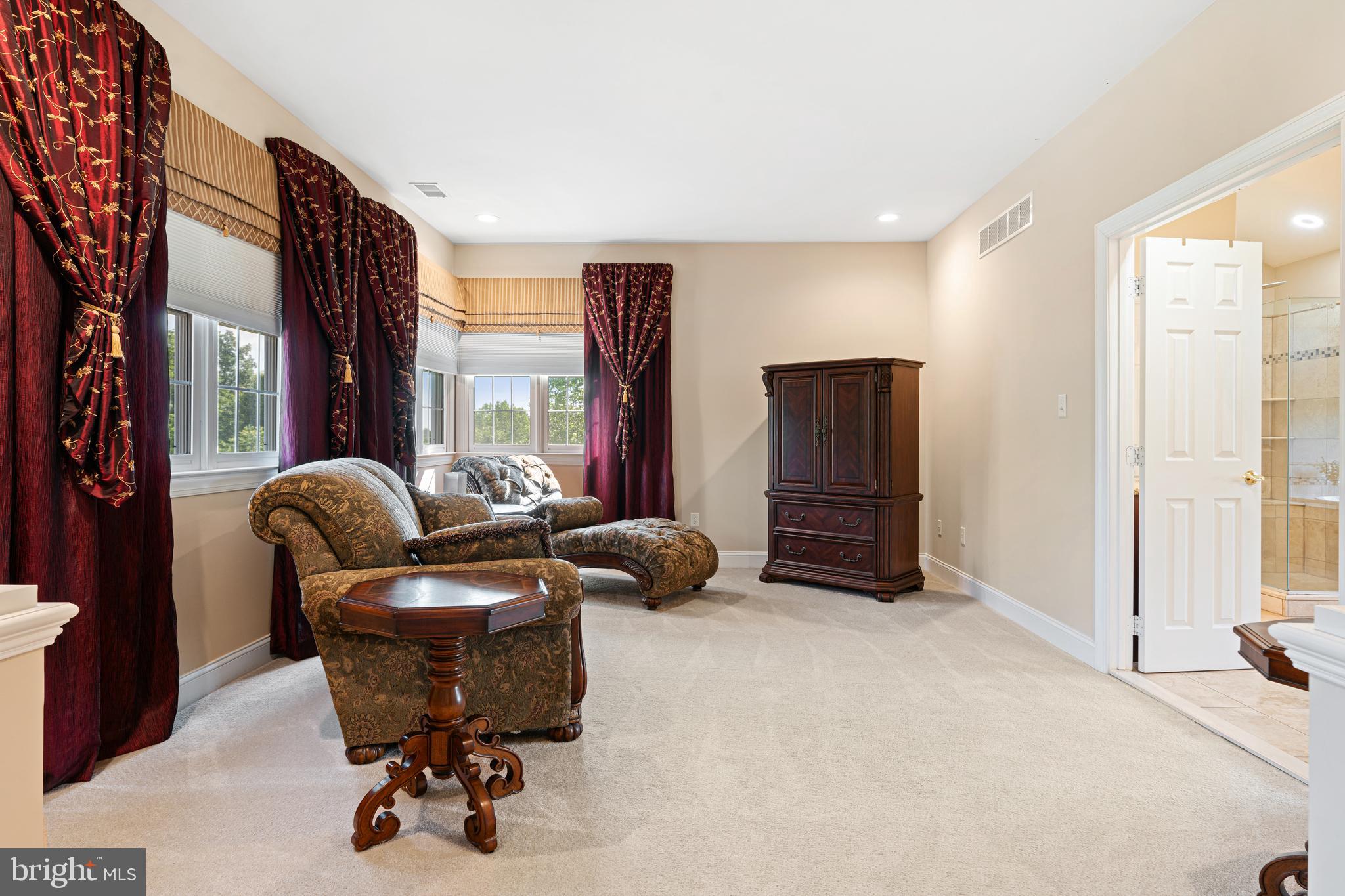 FLINT HILL CROSSING - Residential